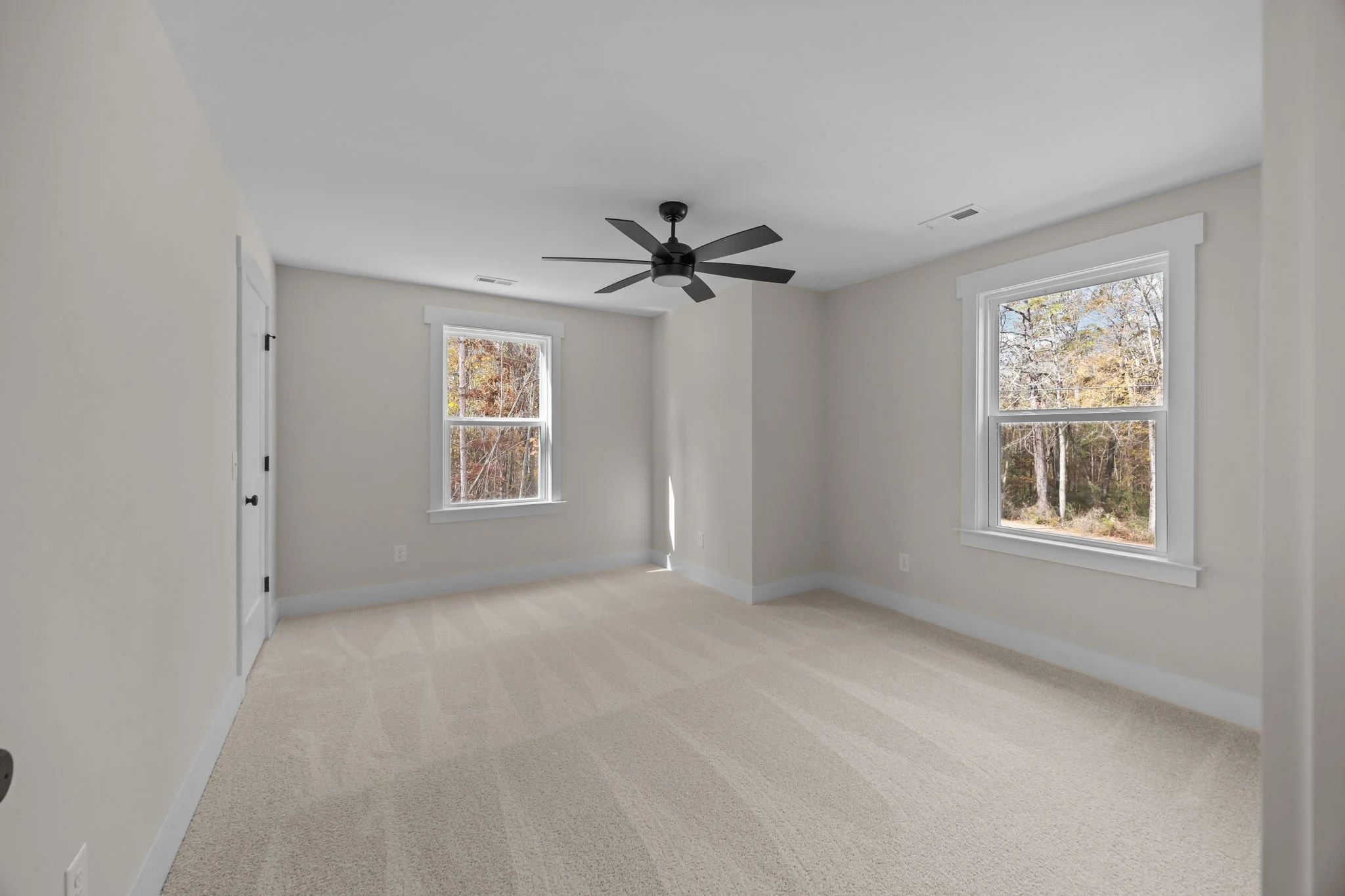 50-web-or-mls-220 Lingerfelt Dr HDR072.jpg