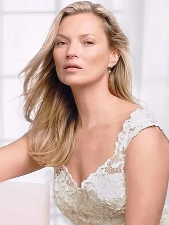 Kate_Moss_-_Decorté_advertisement.jpg