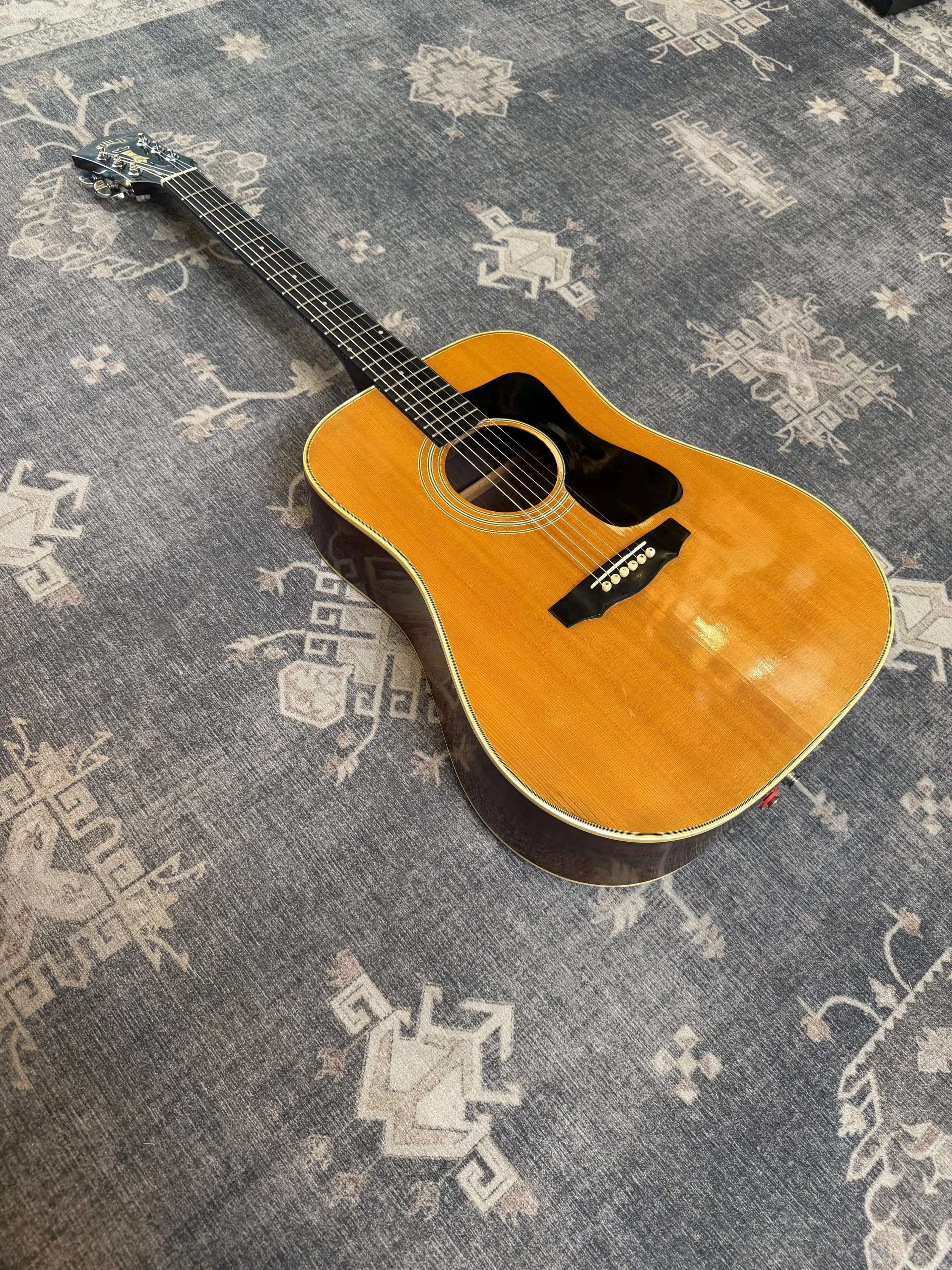 1977 Guild D50