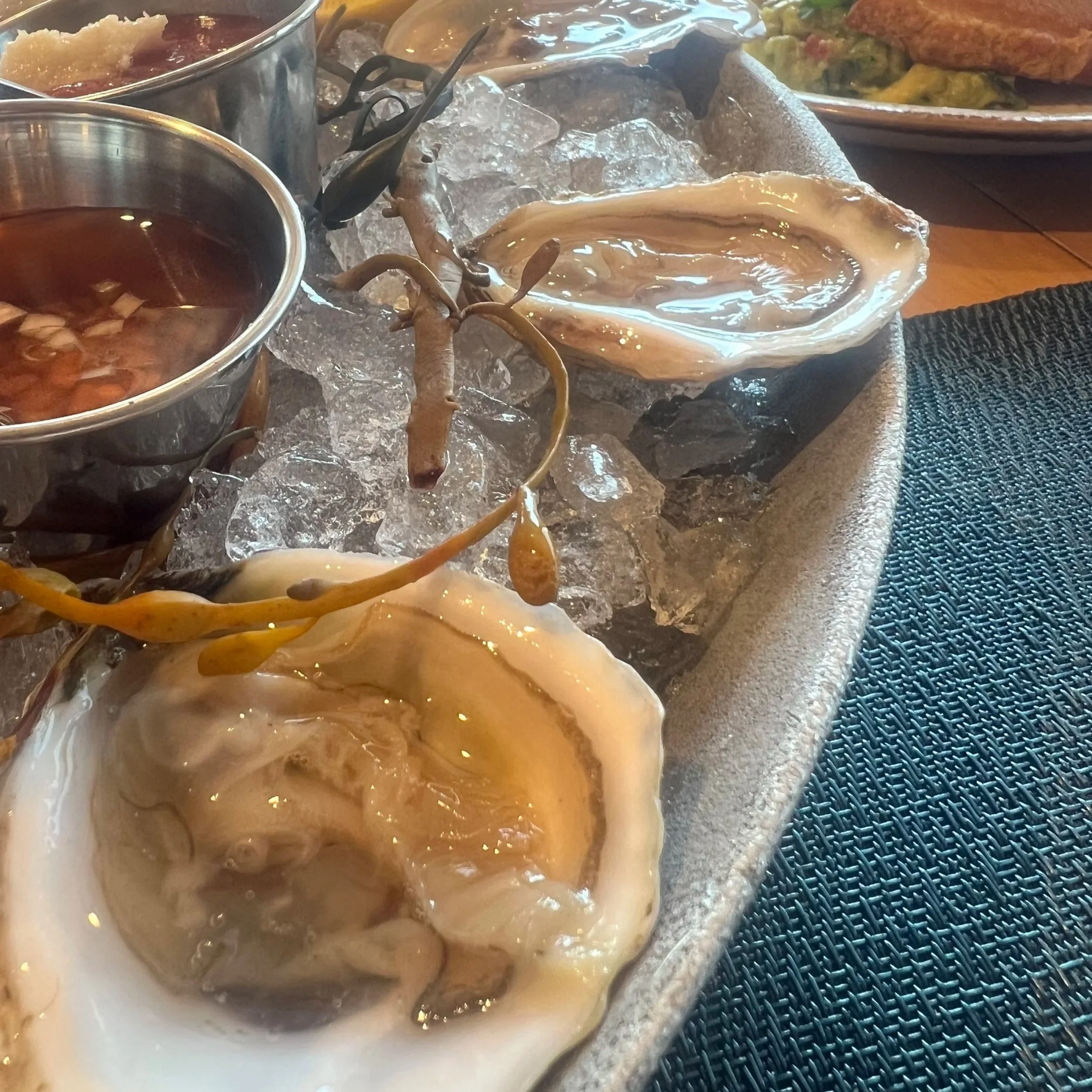 The way to my heart is a plate of oysters. My recent professional obligations have brought me to some of the most fantastic areas for oysters on the East Coast - and I'm taking advantage!