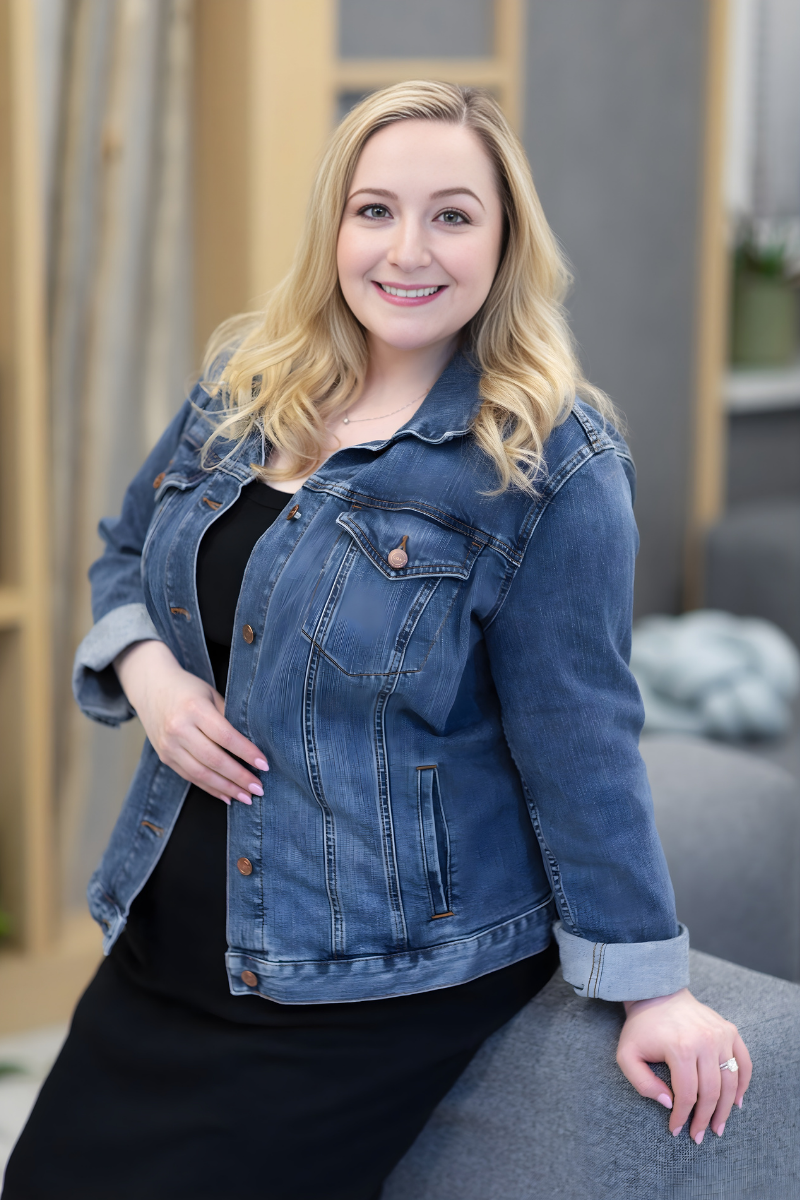 Gabriela O Asrow Managing Partner Hoffenberg Block Reid Chicago Illinois Family Lawyer casual clothing