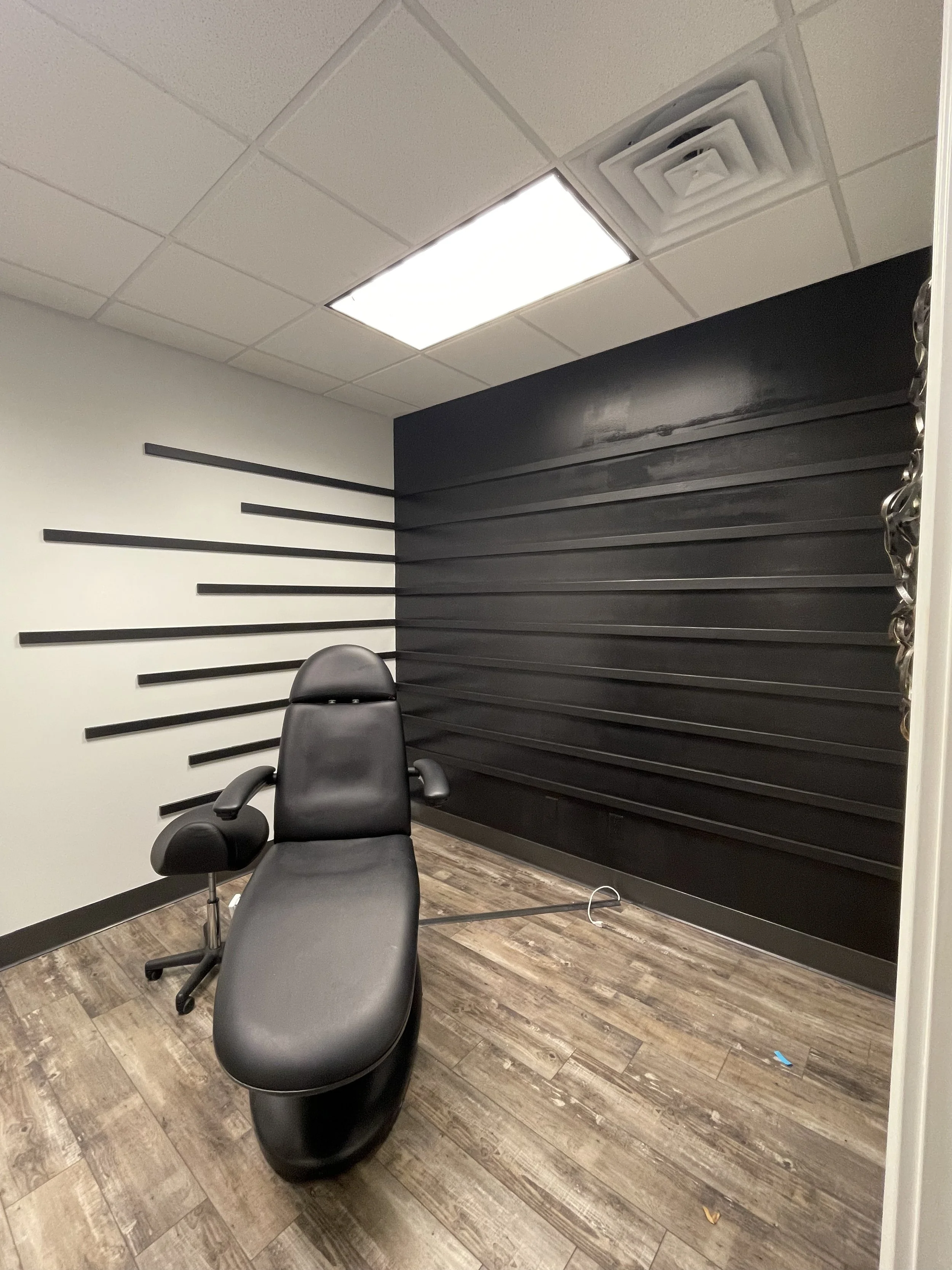 Accent and wood work feature
