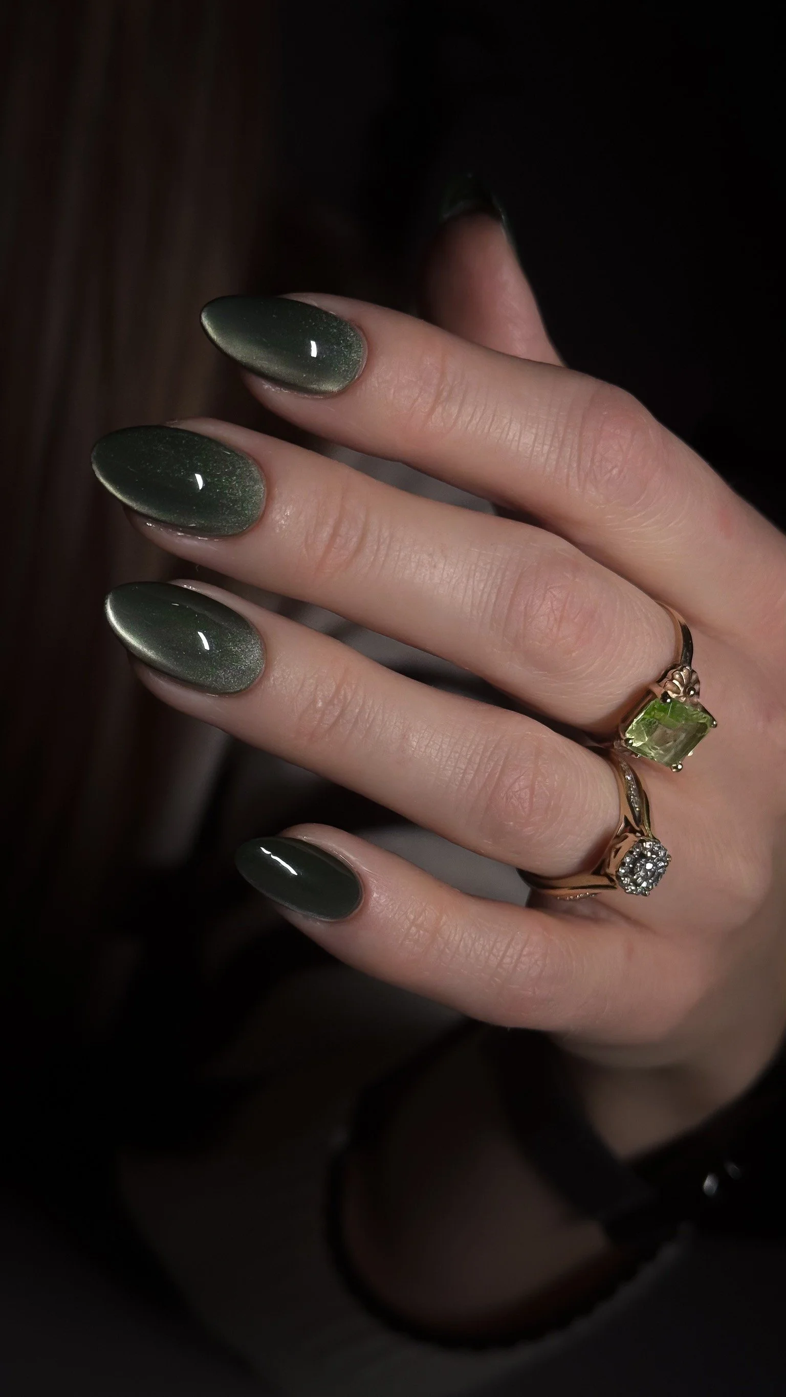 Lilith Manicure Gelx Nail Artist Ongles Pose Americaine Manucure Combinée Manucure Russe Manucure Seche Soin des ongles Manucure Luxueuse Longueuil Rive Sud Montreal