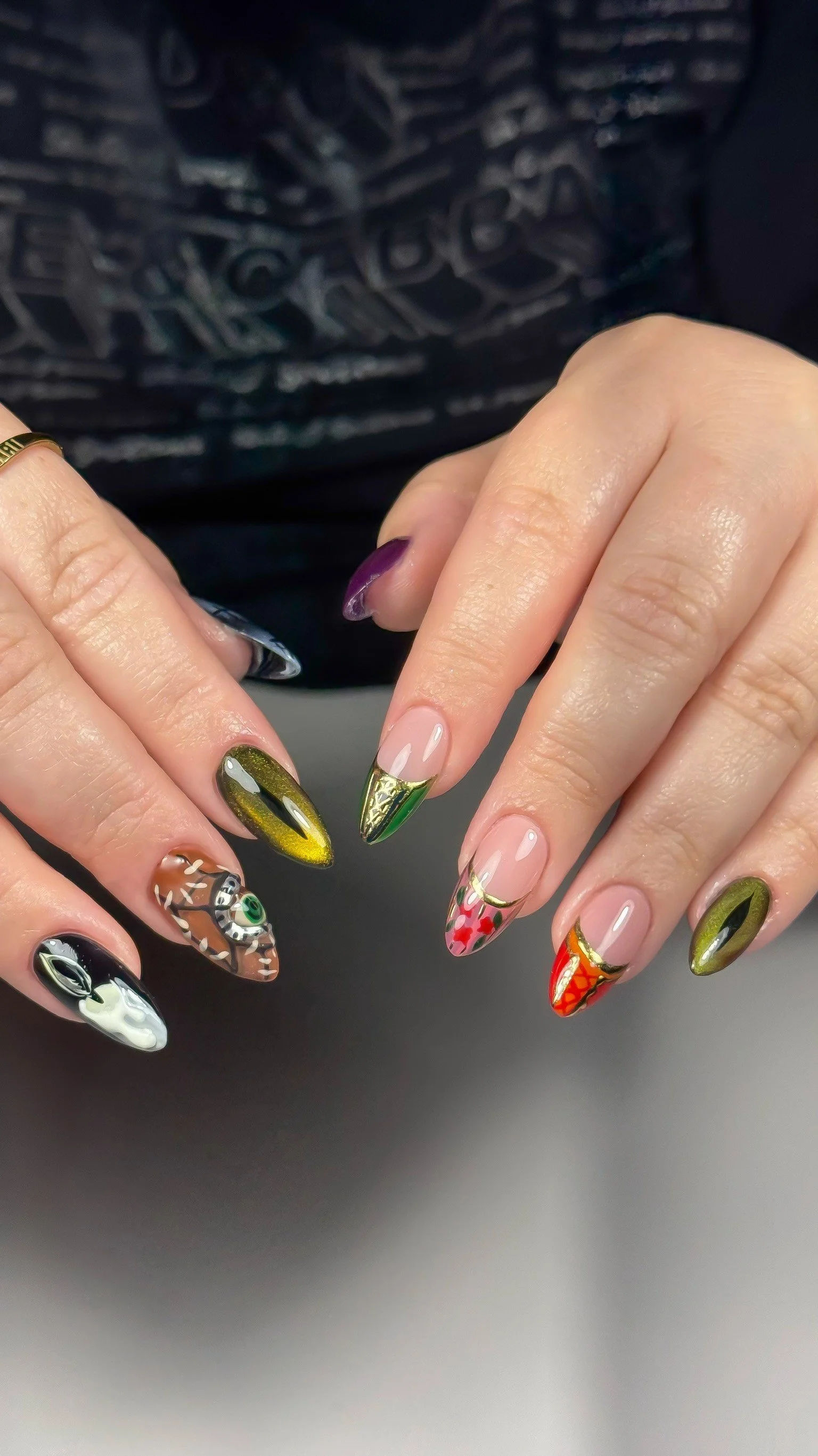Lilith Manicure Gelx Nail Artist Ongles Pose Americaine Manucure Combinée Manucure Russe Manucure Seche Soin des ongles Manucure Luxueuse Longueuil Rive Sud Montreal