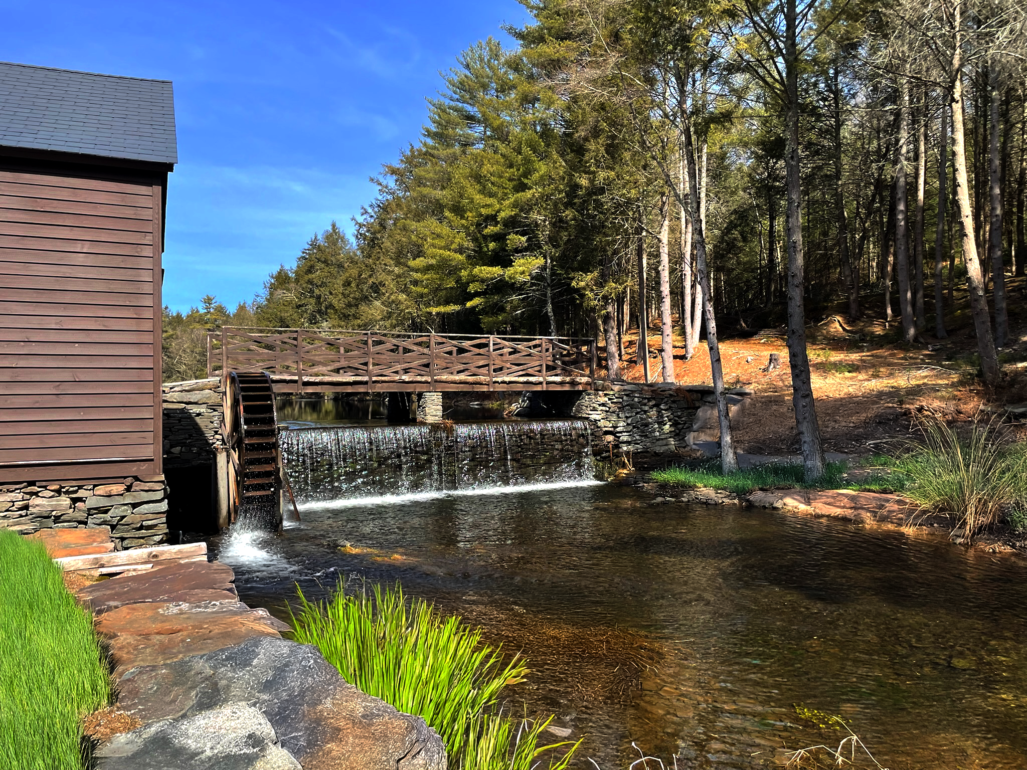 BridgeAndWaterwheel.png