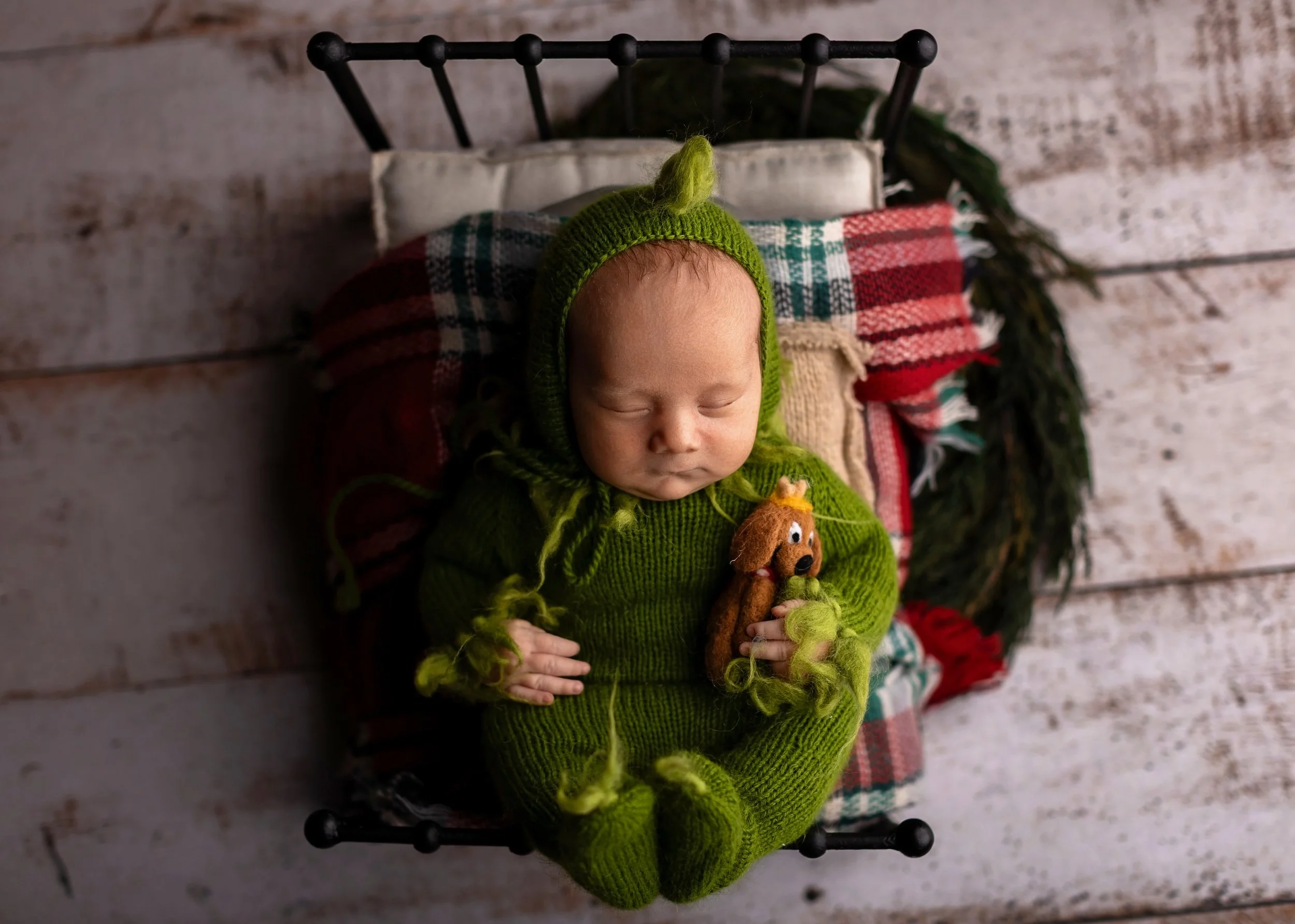 LuciusNewborn (11).jpg