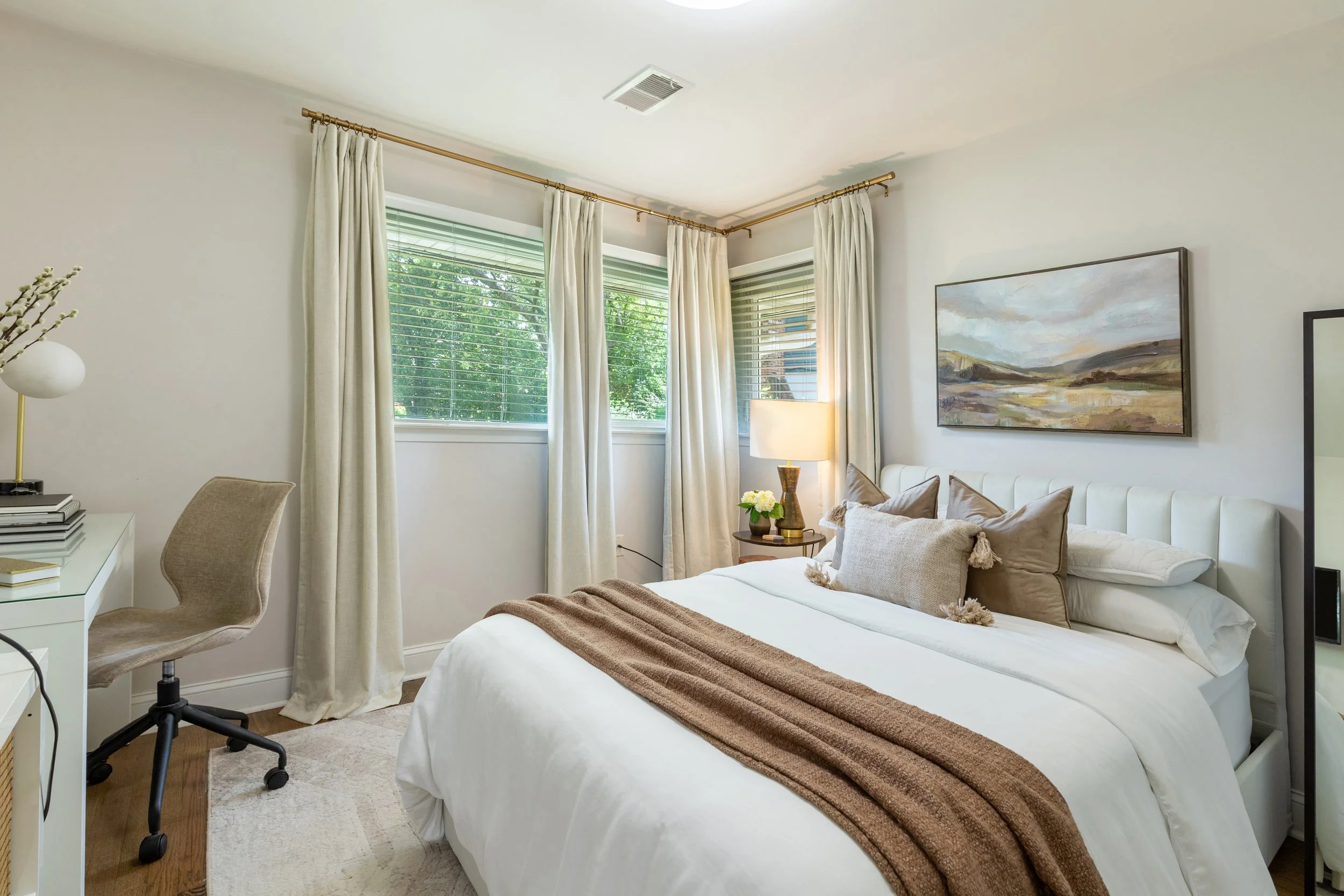 7930a6e9-643a-4ede-bce6-ad8801805e74 - 021.jpg