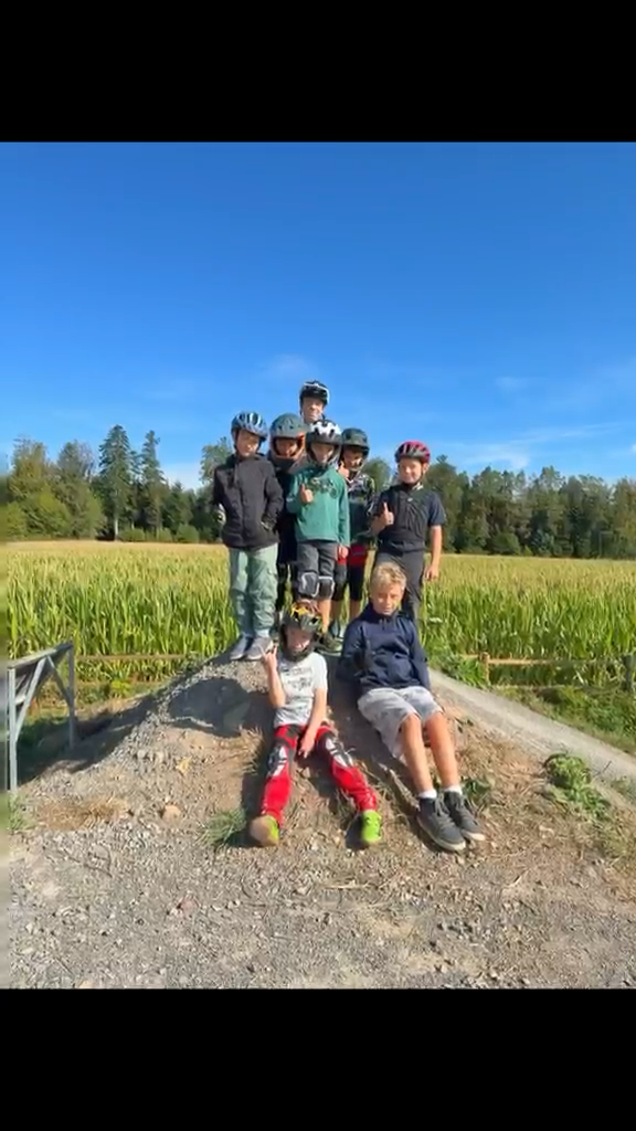 Bike-Action im Bikepark Zavelstein