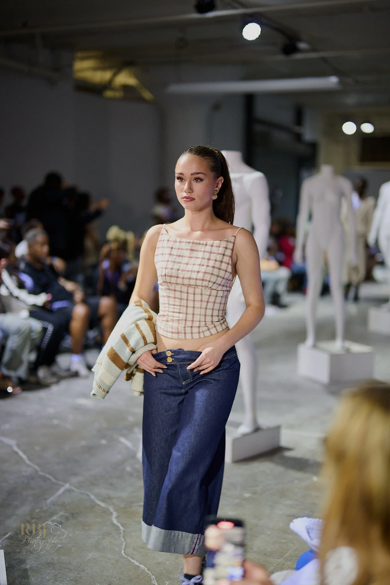 25-09-27_MichiganFashionWeek_Streetwear_DSC8026_RBJ.jpg