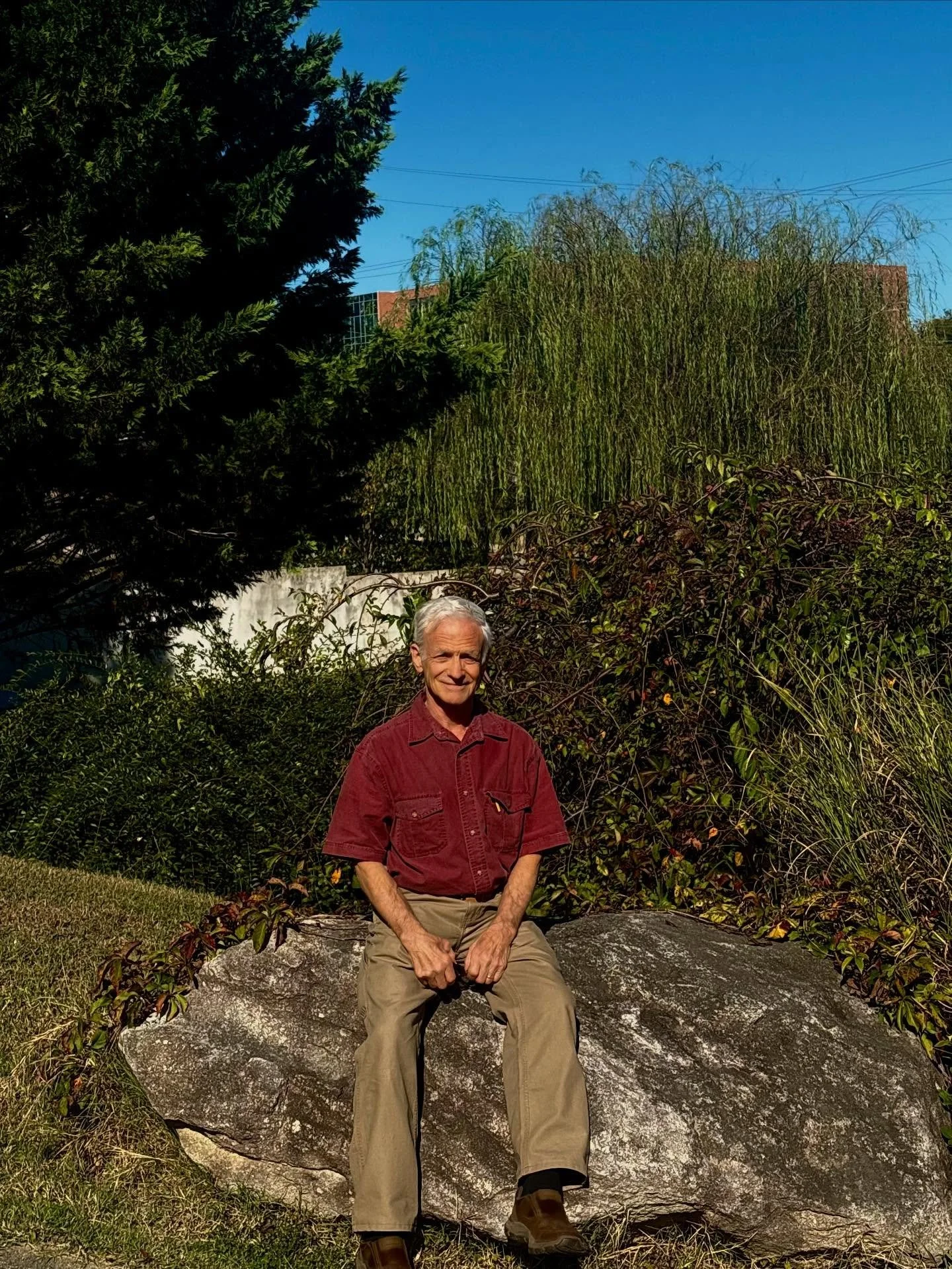 Jack Stone has been painting for over 40 years. While he never set out to make a living from art, painting has always been central to how he moves through the world. It is a quiet and steady practice that reflects his way of seeing and being.