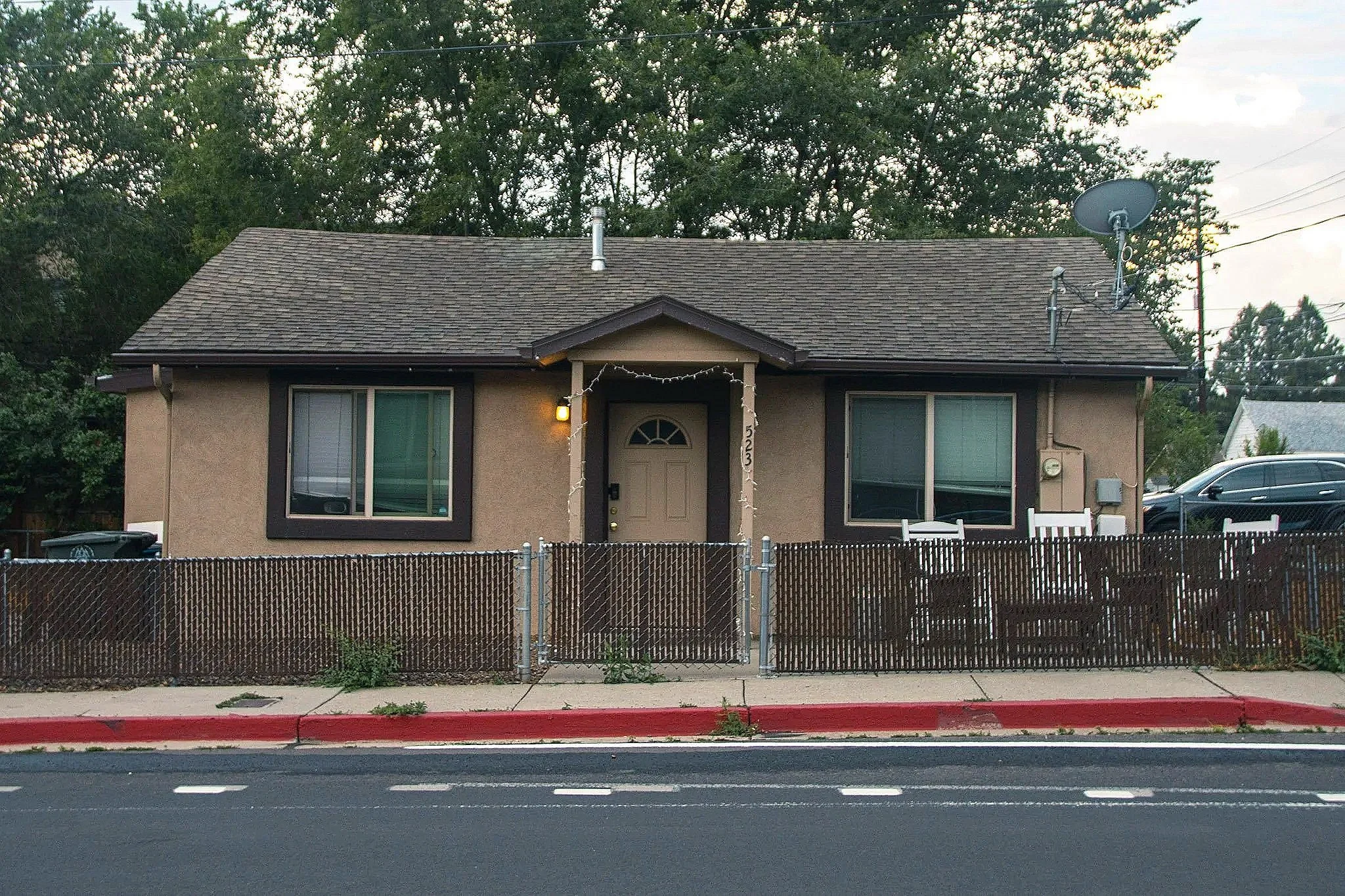 Starter Home
Building: 793 sqft
Parcel: 3750 sqft
Density: 12 units/acre