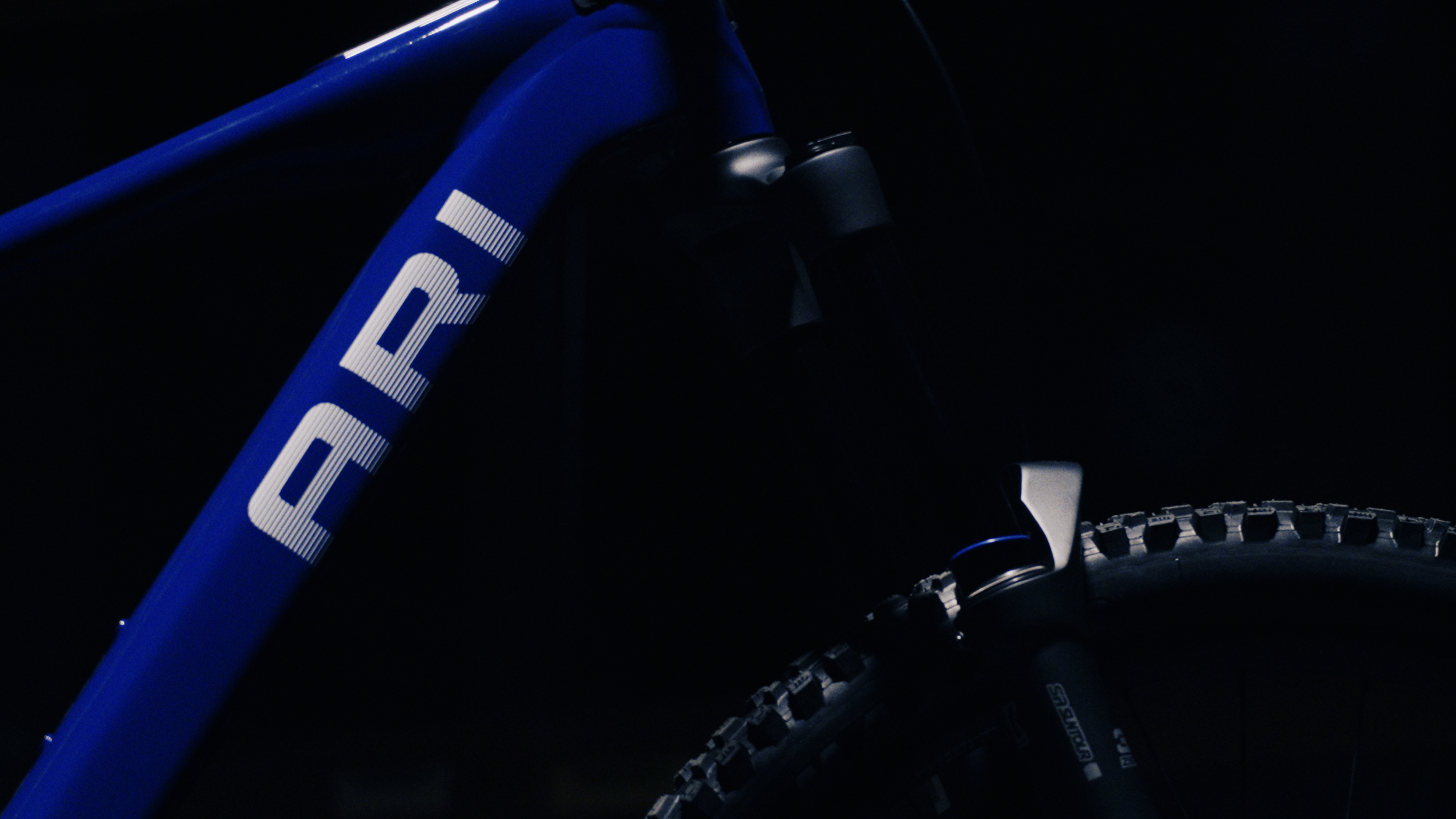 ARI - Wire Peak - Stills9.png
