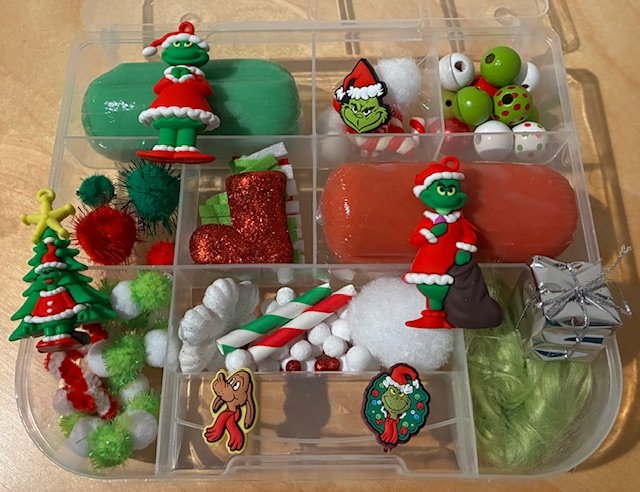 Grinch Sensory Bin