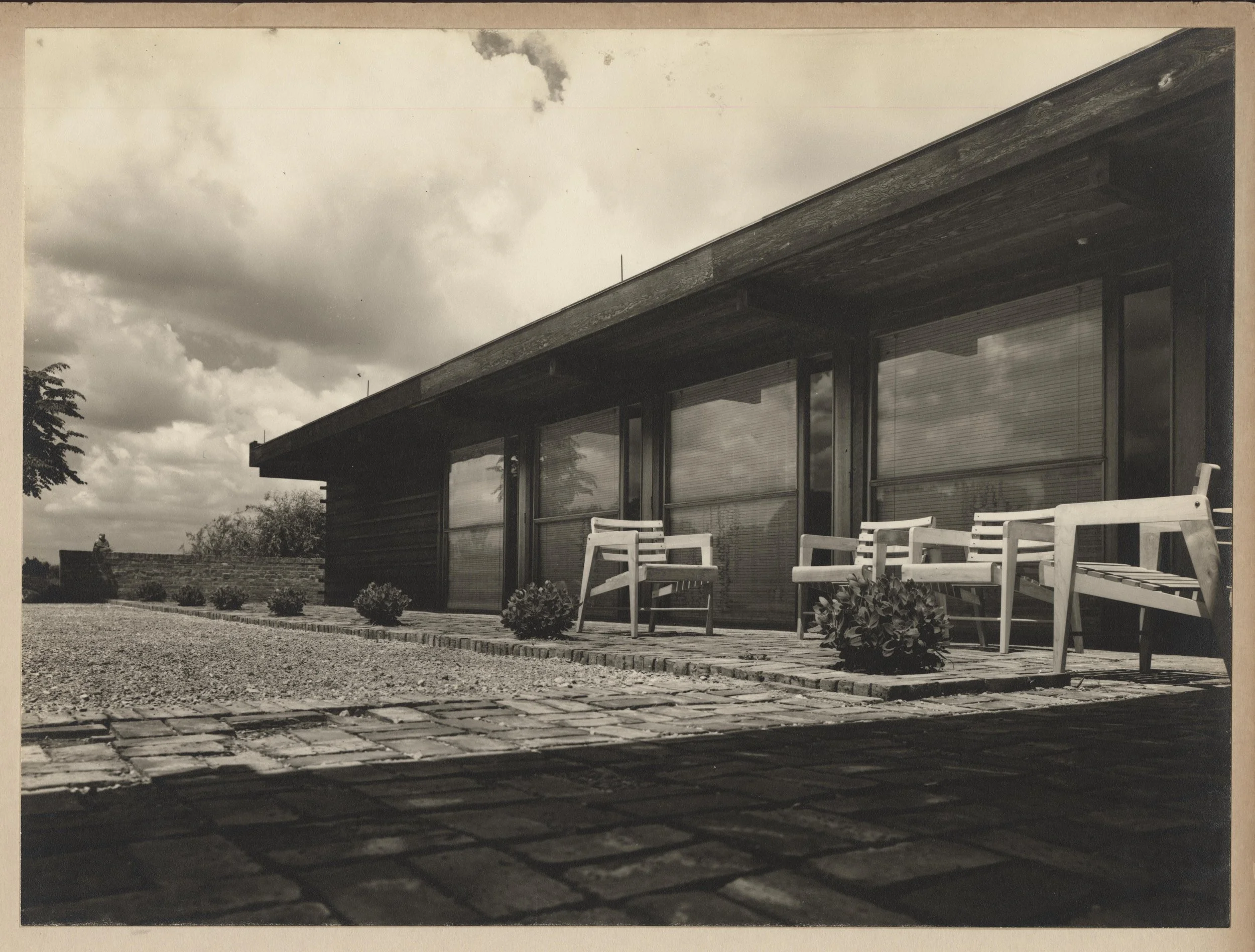 Patio--9276-D negative.jpg