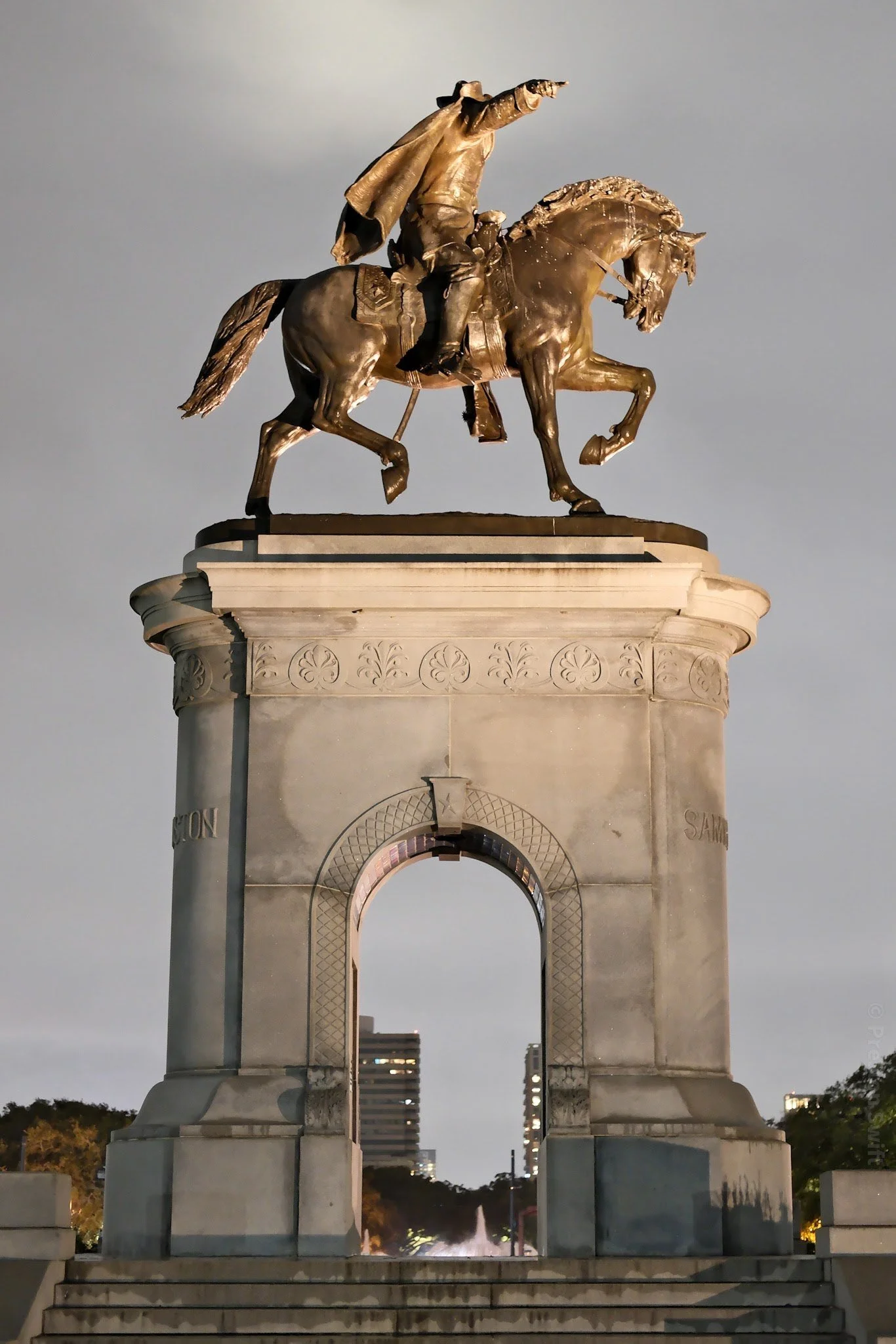 The general on his arch in Hermann Park watching the traffic go by.