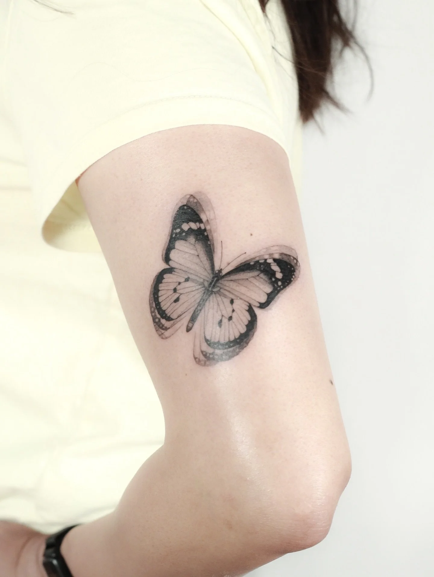 A butterfly to remind us we&rsquo;re always transforming.
 
Wishing you a beautiful Friday ✨

I&rsquo;ll be tattooing in:
📍Detroit
📍Chicago
📍Washington D.C 
feel free to reach out to book!

Send Dm I&rsquo;d go to the link in my bio.