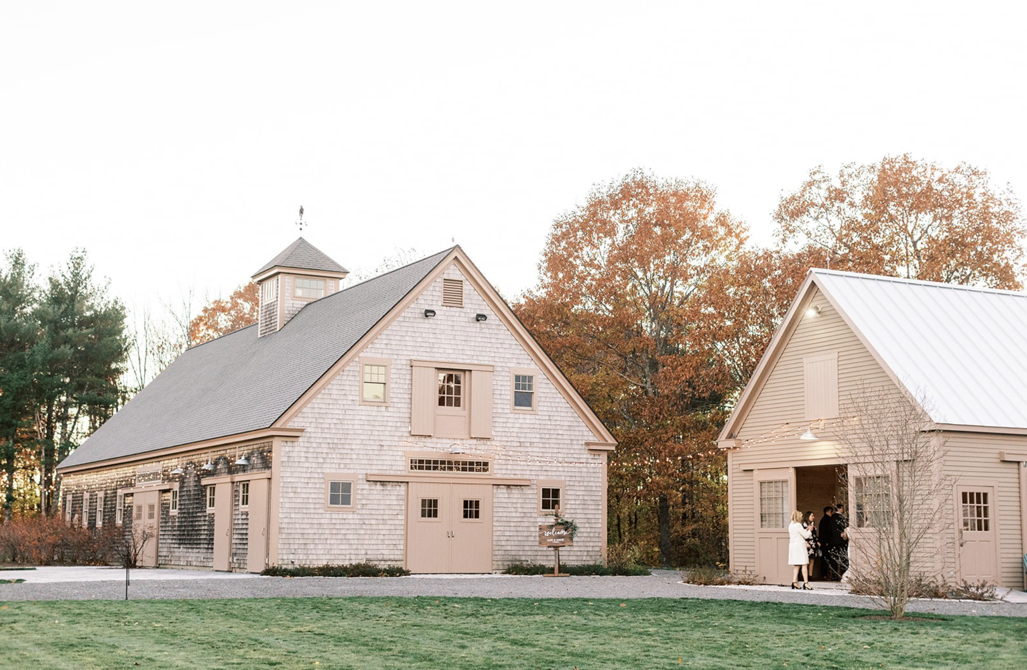 How to Start a Barn Wedding Venue from Scratch: A Guide to Building a Successful Wedding Destination