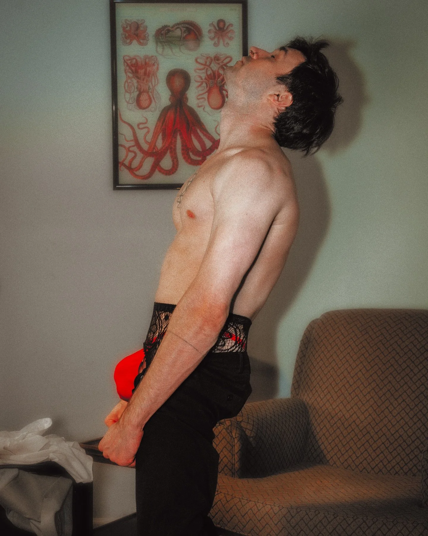 When you text you&rsquo;re on your way but you can&rsquo;t decide if you want you shirt to match your thong or your lace

Featuring: @mistercalix 
In collaboration with @savagerisingphotography