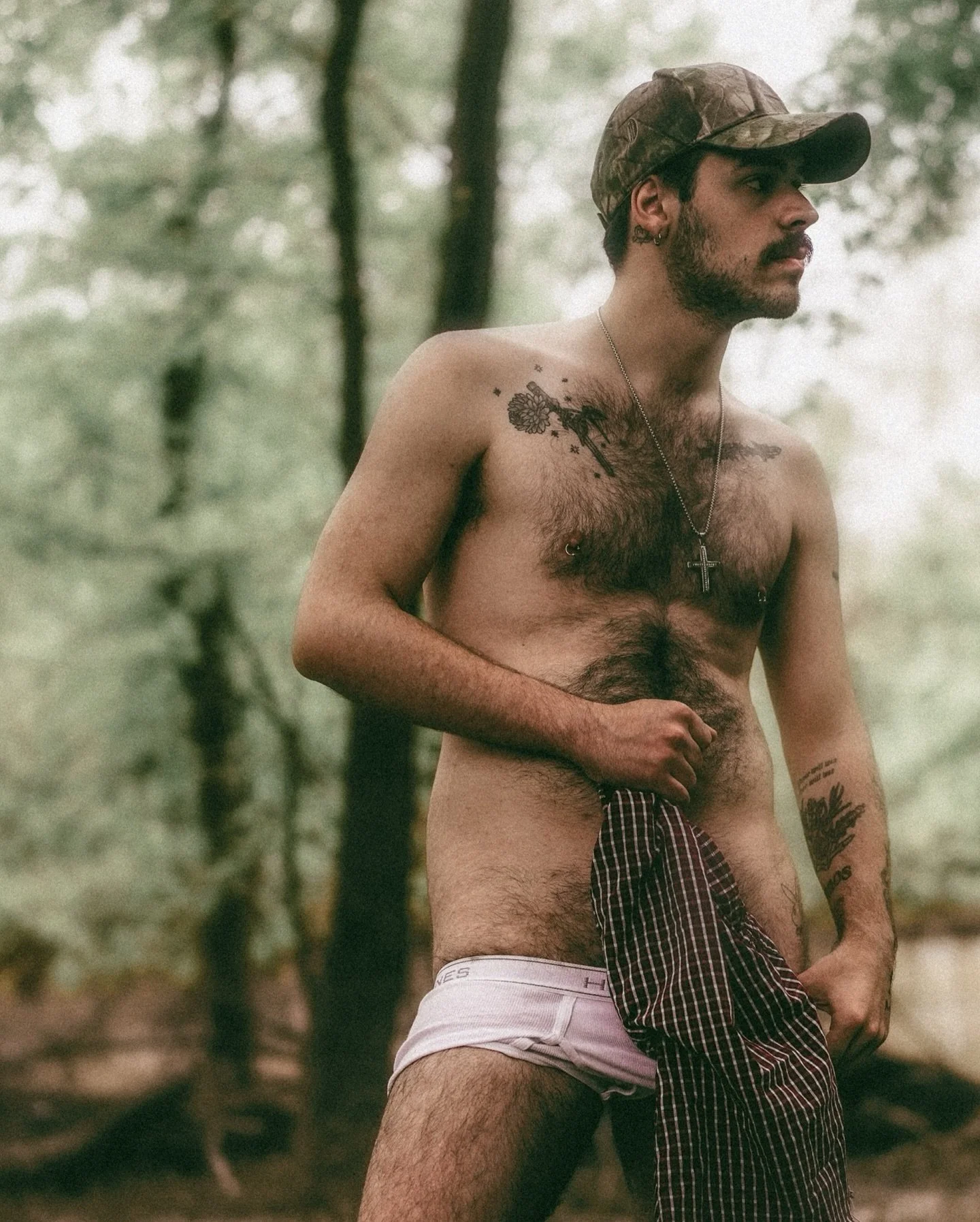 &ldquo;You looking for anything?&rdquo; 

Featuring: @xanarchychaos 
Photography: @spilledmilkphoto