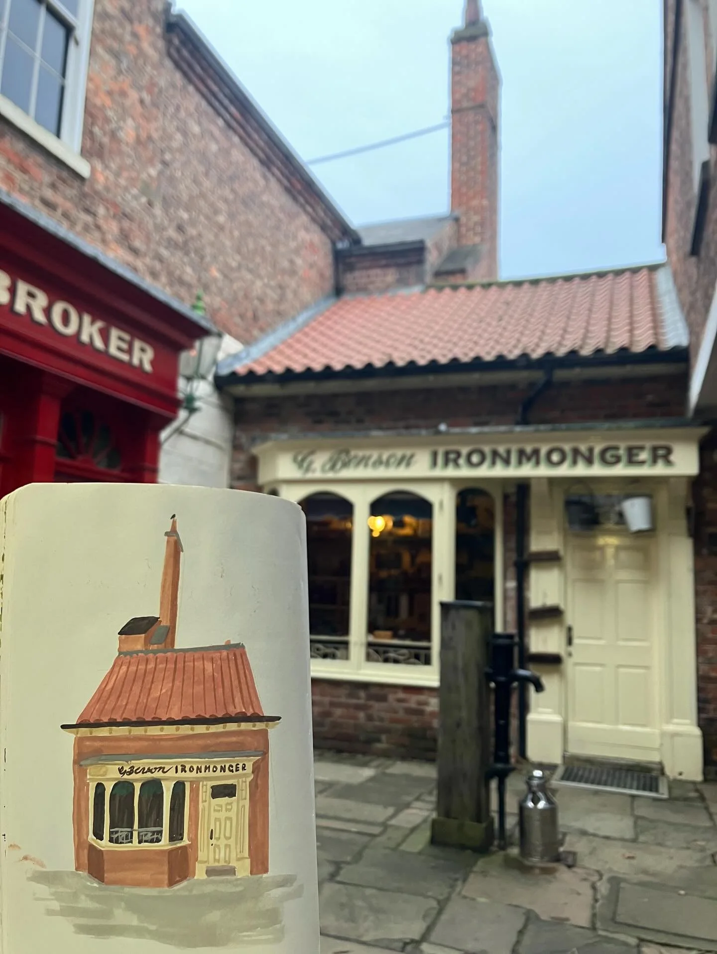 Last week I visited @pparkmuseum and painted in the cold for 5 hours. I was well wrapped up and had a wonderful time! I used to visit a lot as a child so it was very nostalgic in more ways that one. #walktosee #csacbi #macbi