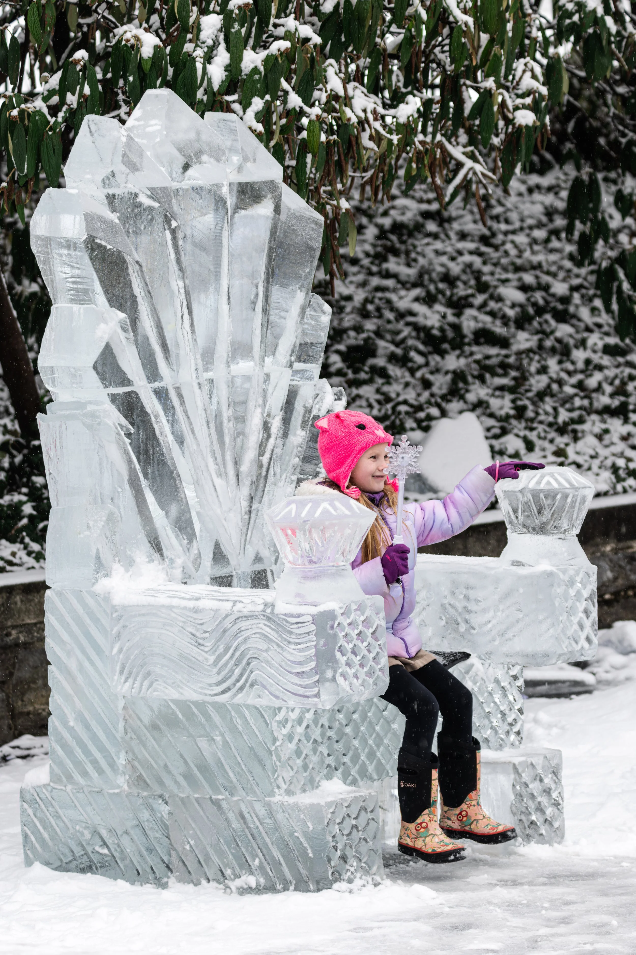 Ice_Throne_Snow_Photo-op (1).jpg