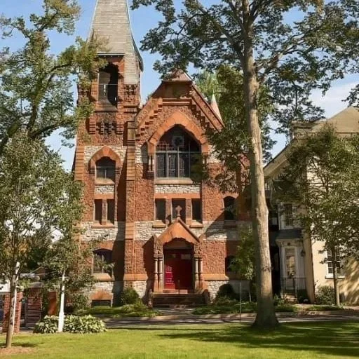 Mary Dixon Chapel Tour