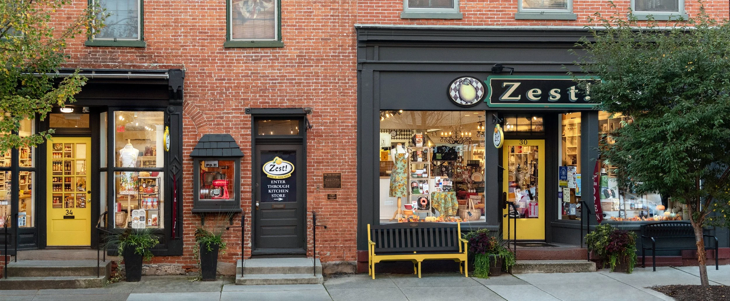 ZEST-BLACK_Exterior-Final_002.jpg