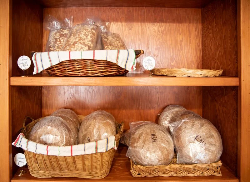 breadshelf.jpg