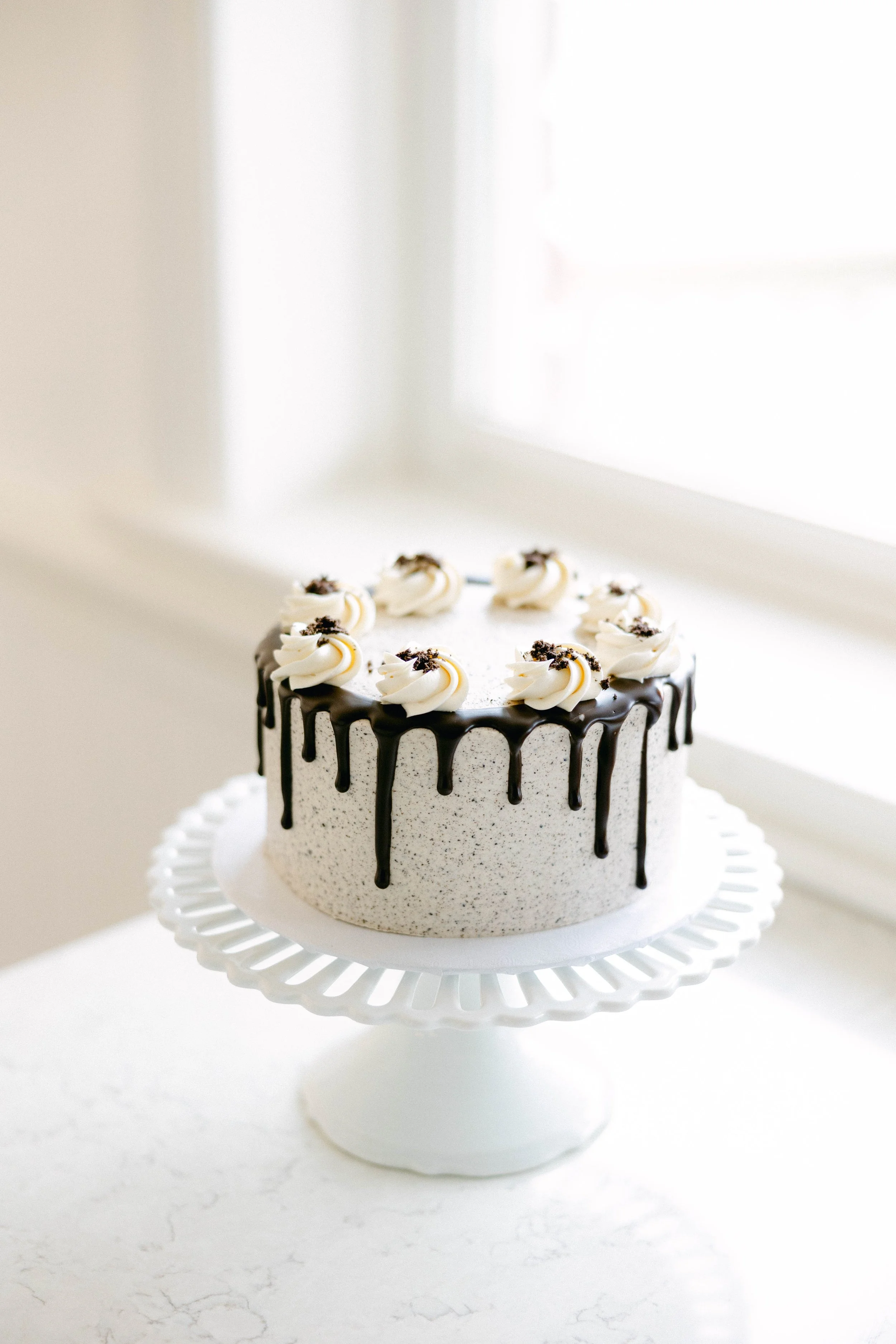 Black & White Cake.jpg
