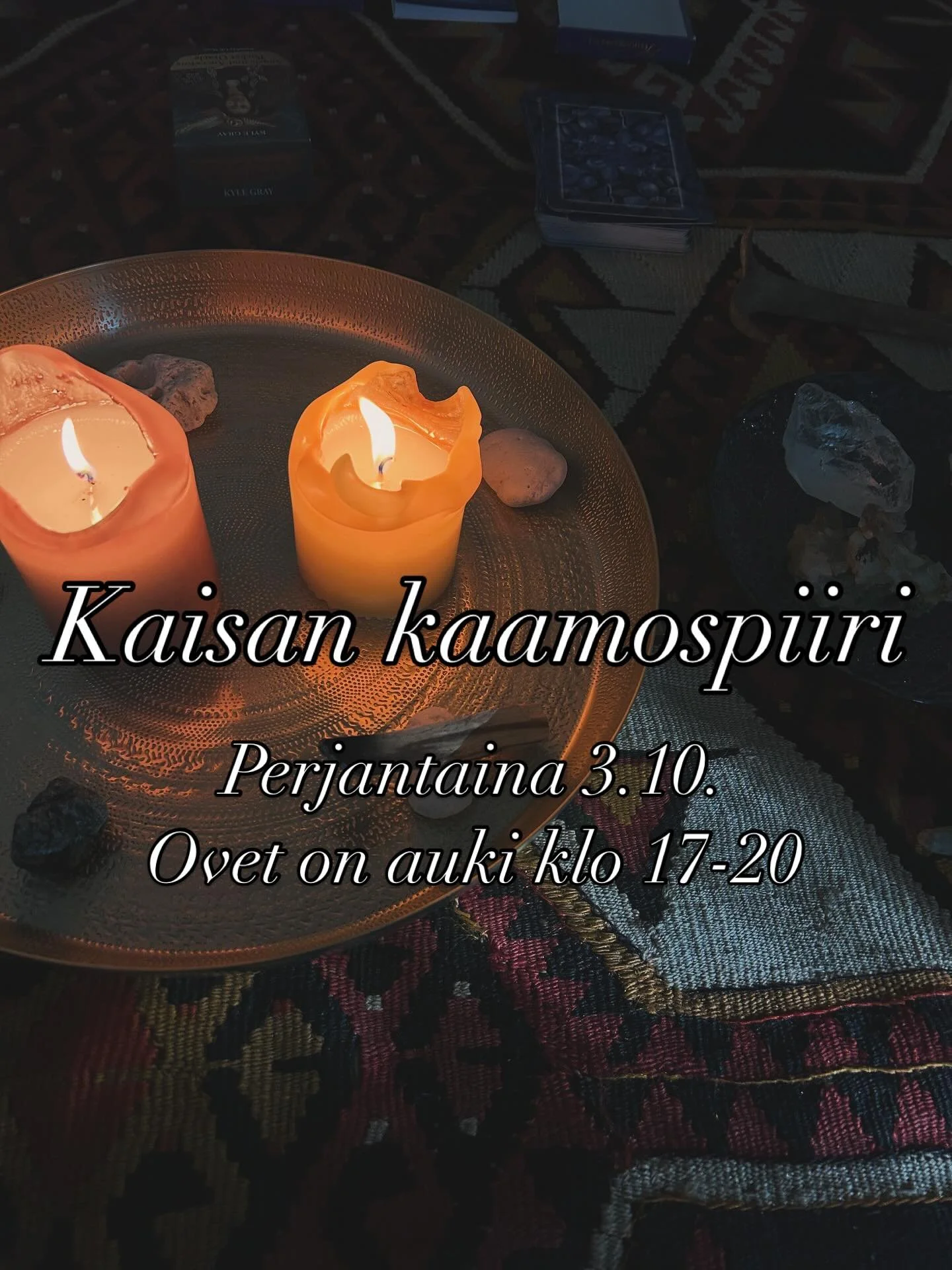 ✨Kaisan Kaamospiirit alkaa!✨
Tuu mun kanssa levähtämään, juttelemaan tai vaan olemaan omassa rauhassa mutta silti yhdessä.💗
Avaan studion ovet kerran kuussa muutamaksi tunniksi, jolloin voit tulla huilaamaan tunnelmalliseen