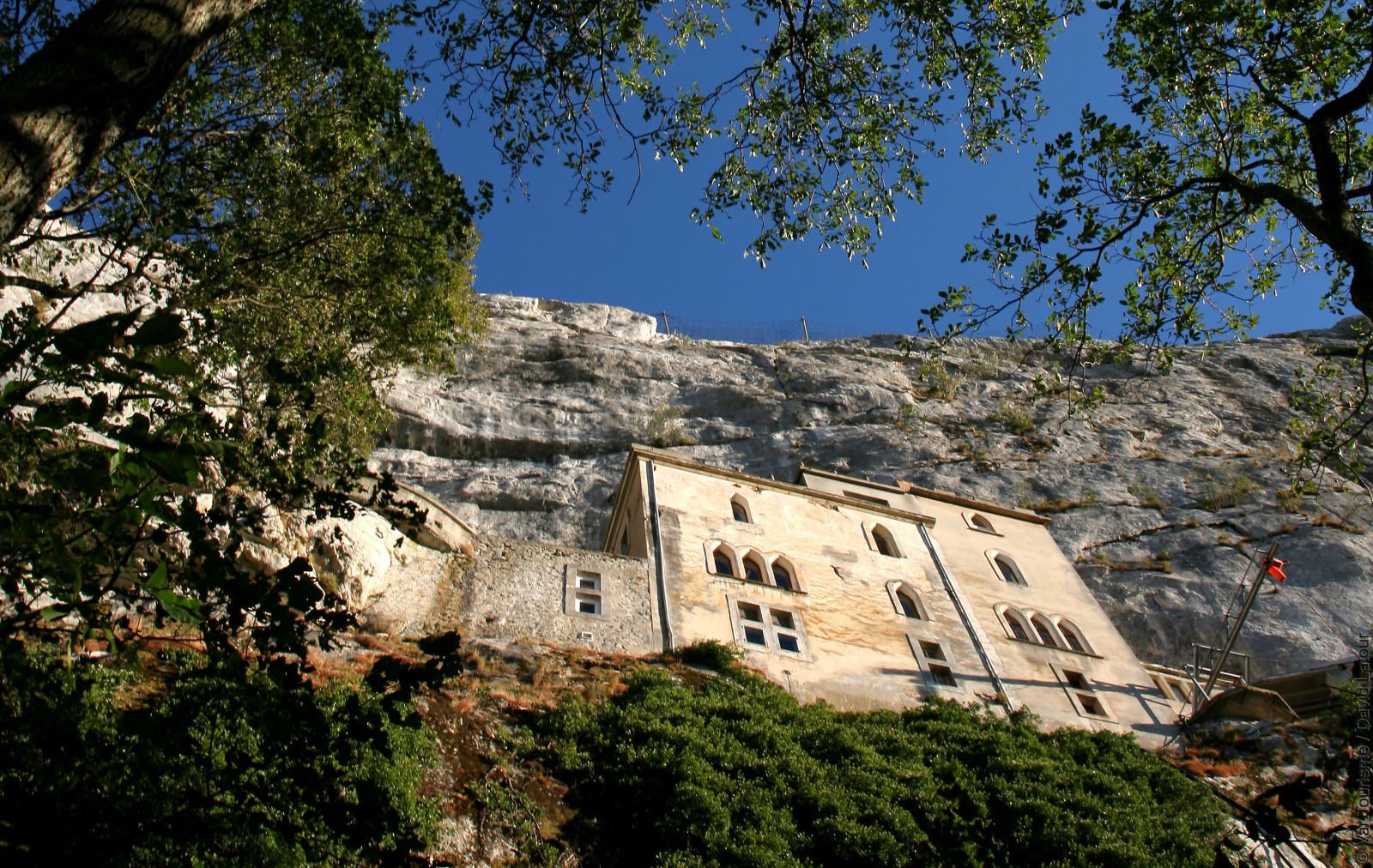 Viagem a Saint Baume com alunas do Curso de 9 Meses