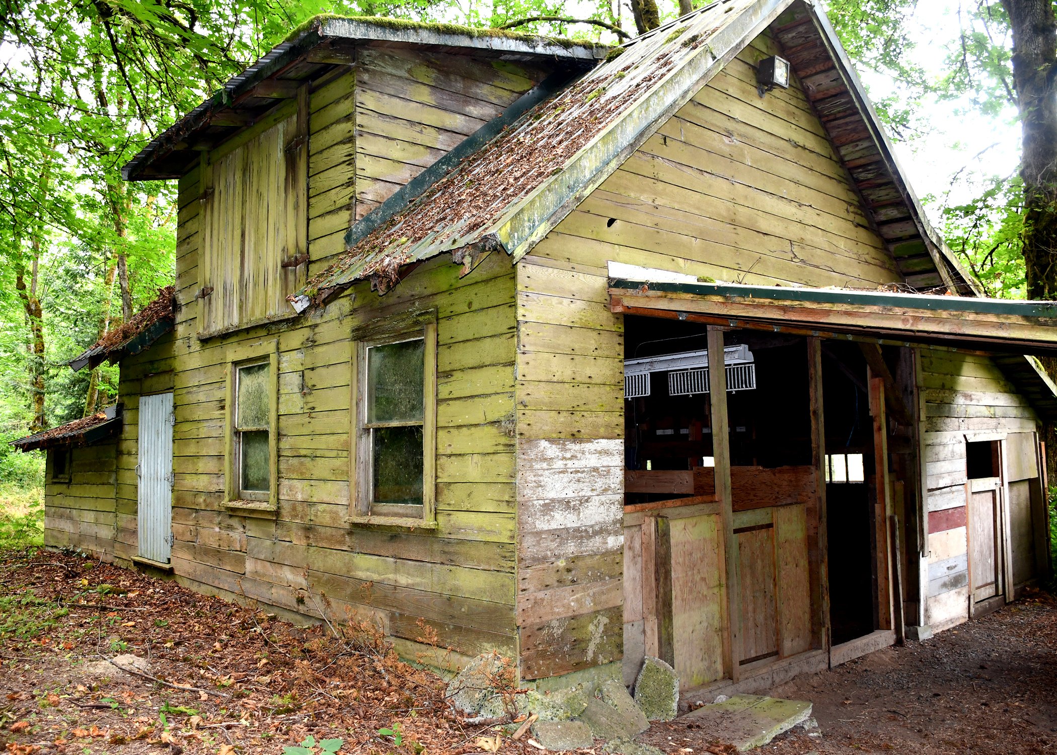 Barn.jpg