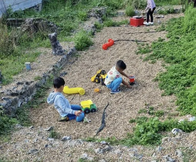 Abbey Gardens Stay &amp; Play