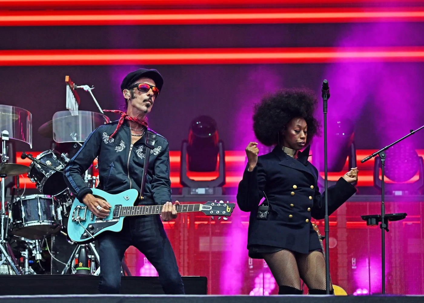 SIMPLE MINDS 08.jpg