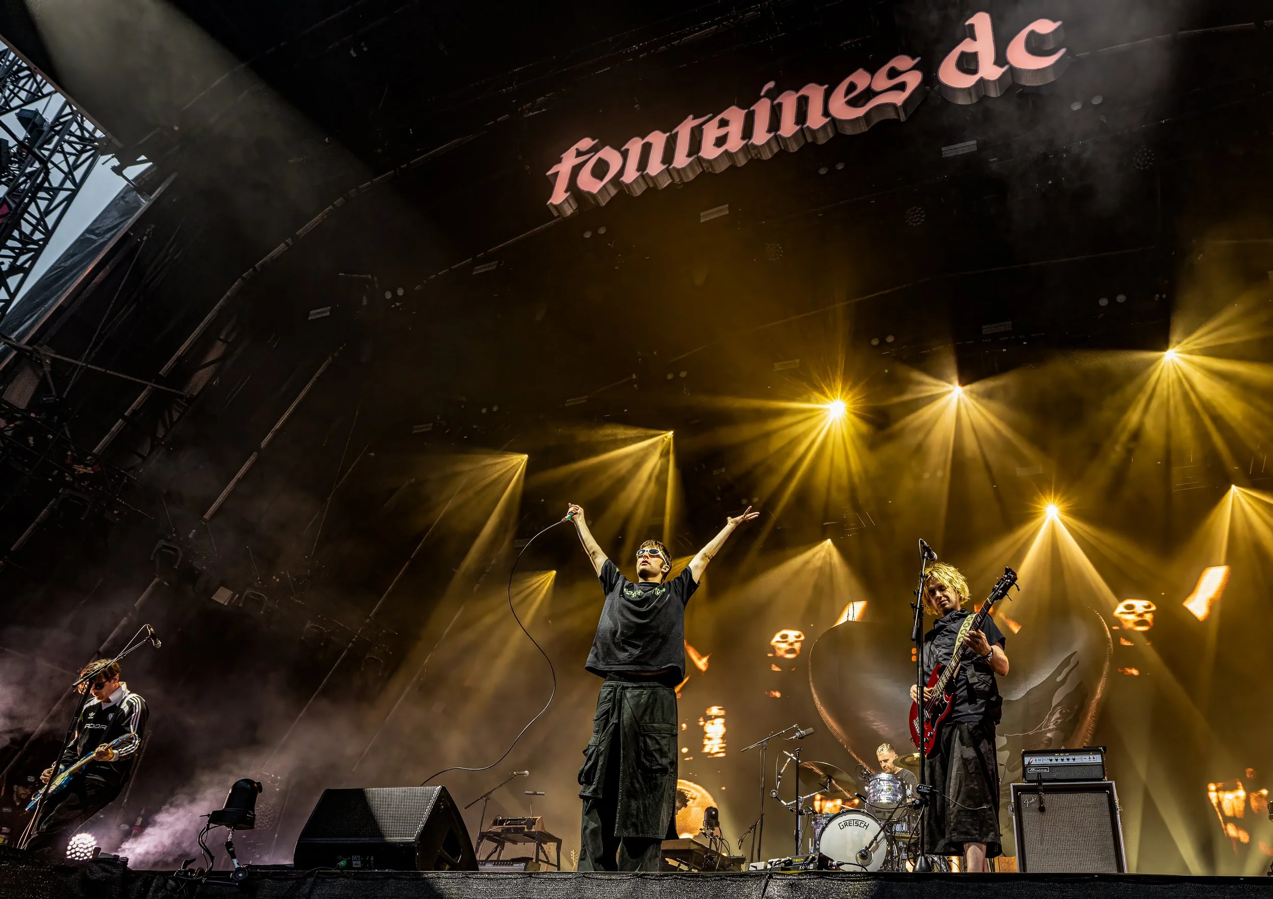 Fontaines DC-2.JPG