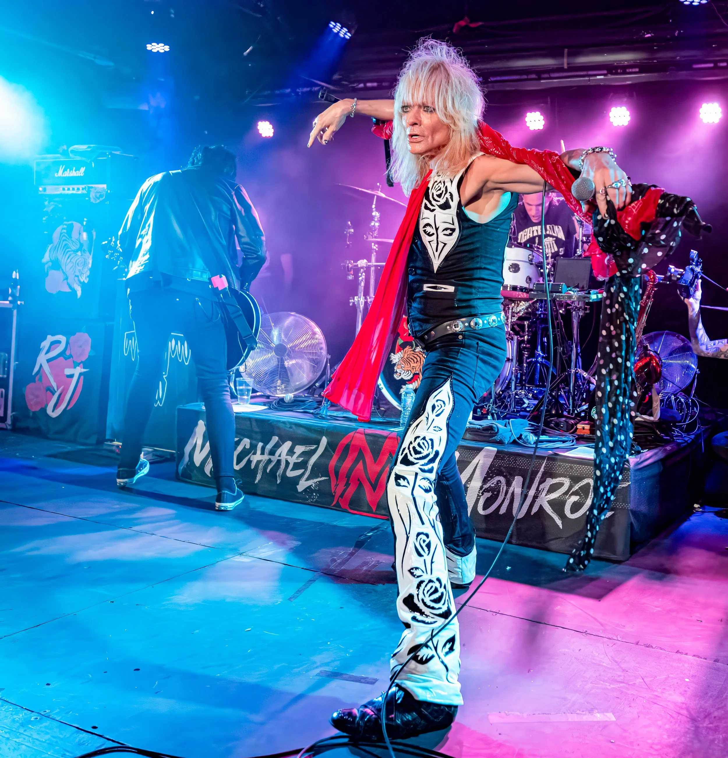 Michael Monroe-7.JPG