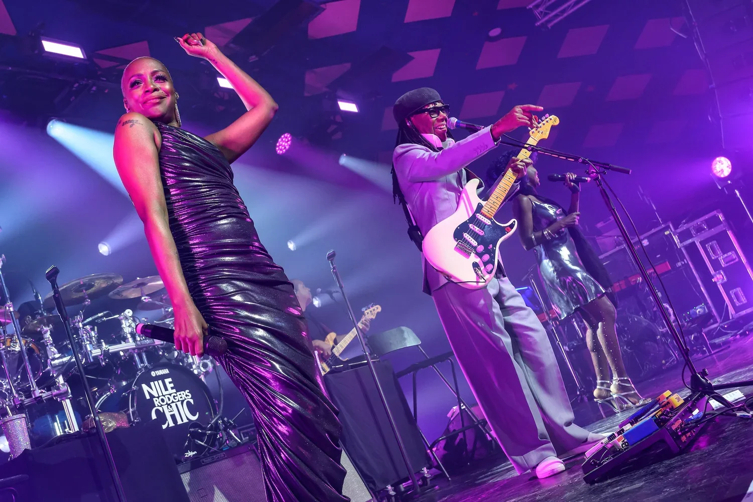 Nile+Rodgers+and+Chic+@+The+Barrowland+Ballroom+27-11-202413.webp