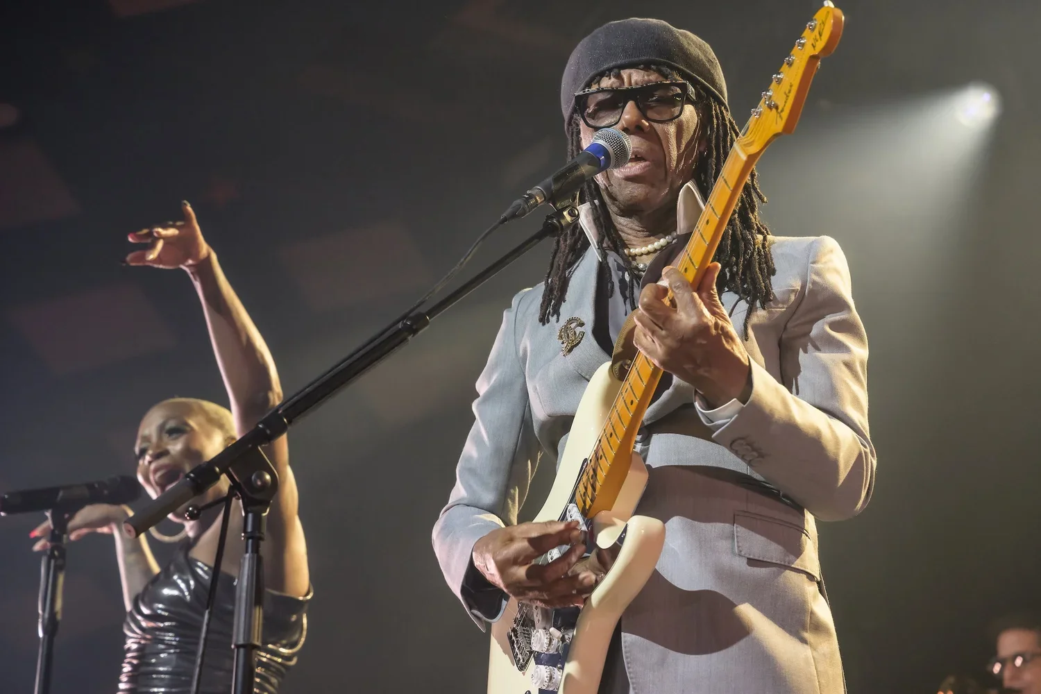 Nile+Rodgers+and+Chic+@+The+Barrowland+Ballroom+27-11-202418.webp