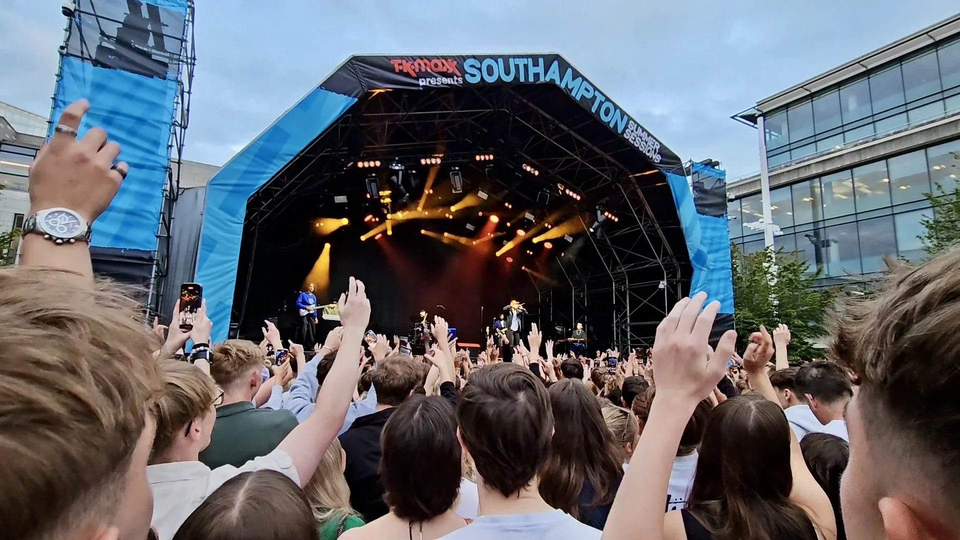 TK. MAXX PRESENTS… SOUTHAMPTON SUMMER SESSIONS 2024 - LOYLE CARNER