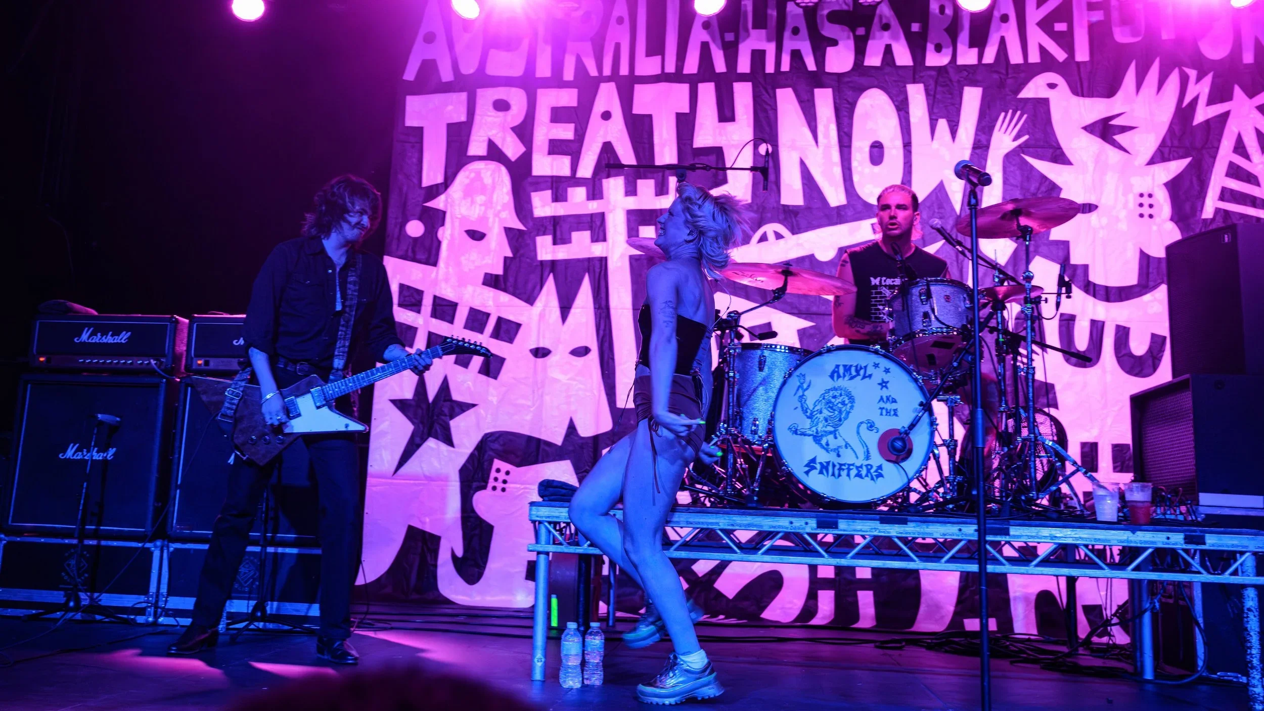 Amyl+and+The+Sniffers+@+The+02+Academy,+Edinburgh23-08-202305.webp