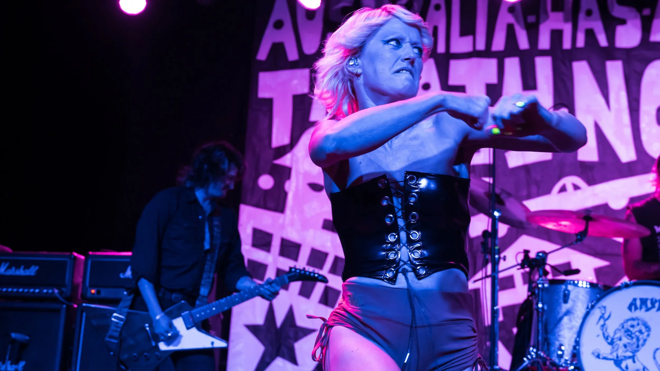Amyl+and+The+Sniffers+@+The+02+Academy,+Edinburgh23-08-202306.webp