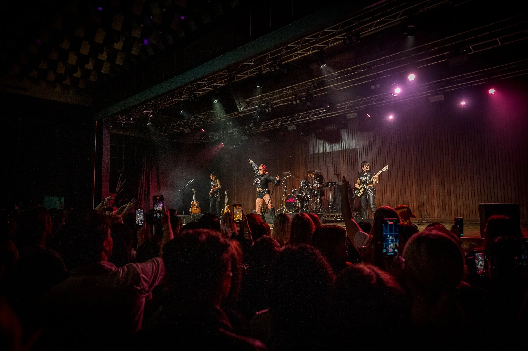 Sabrina Ramdoyal Photography_SpinVybe_Beth McCarthy_Manchester New Century Hall-76.jpg