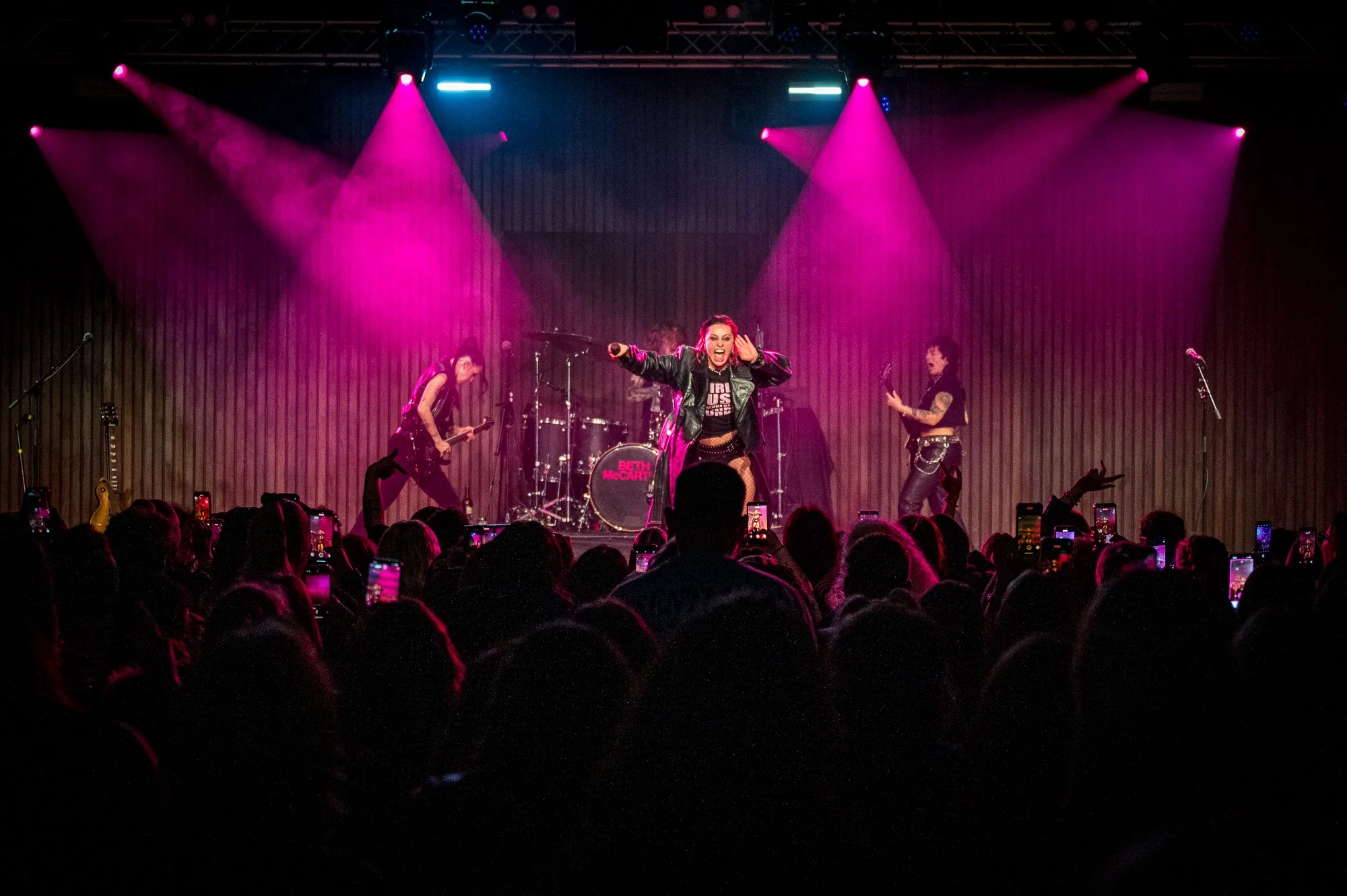 Sabrina Ramdoyal Photography_SpinVybe_Beth McCarthy_Manchester New Century Hall-95.jpg