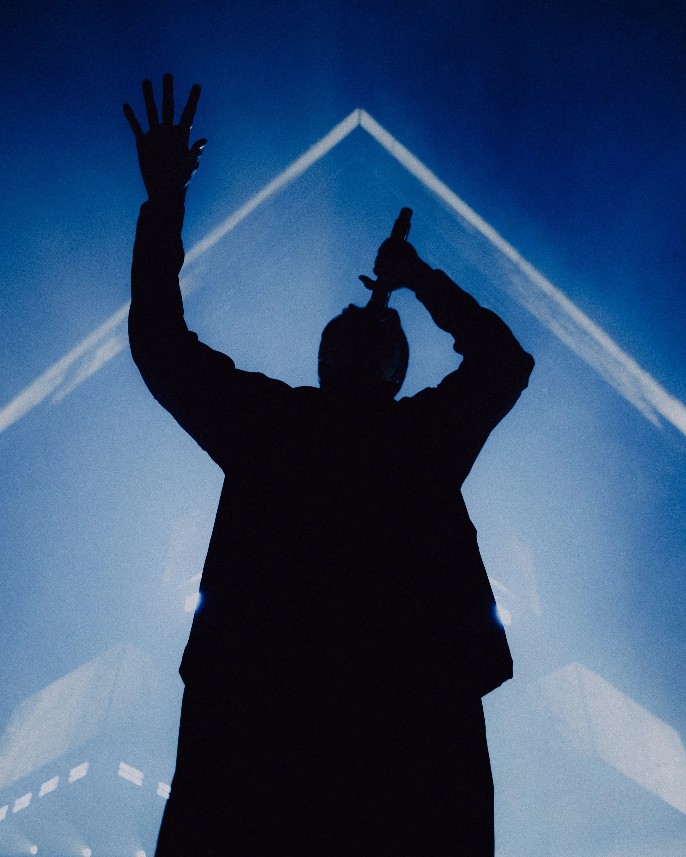 Omens London-1-33-2.jpg