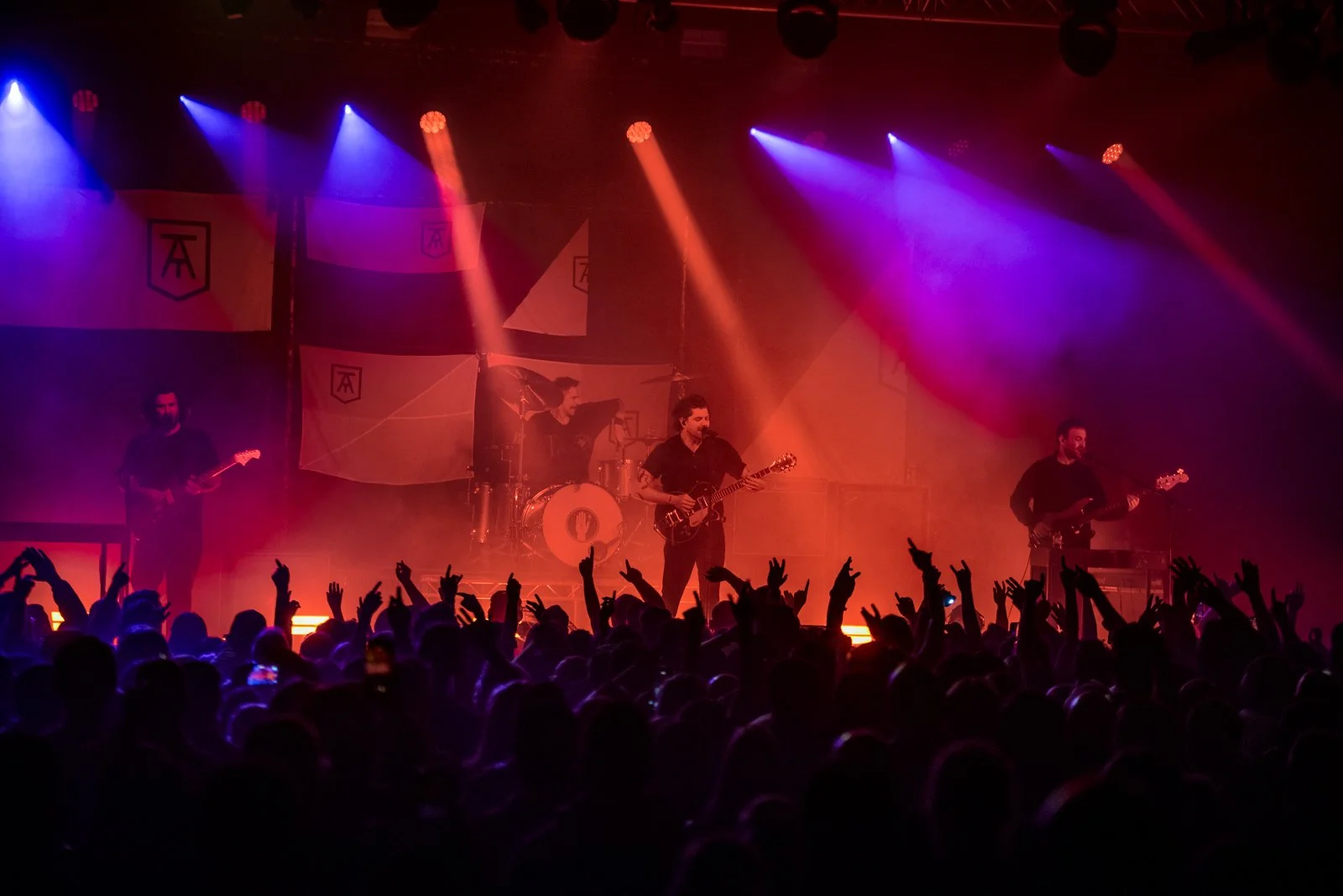 Twin Atlantic, Barrowlands Glasgow, 3-12-25-12.jpg