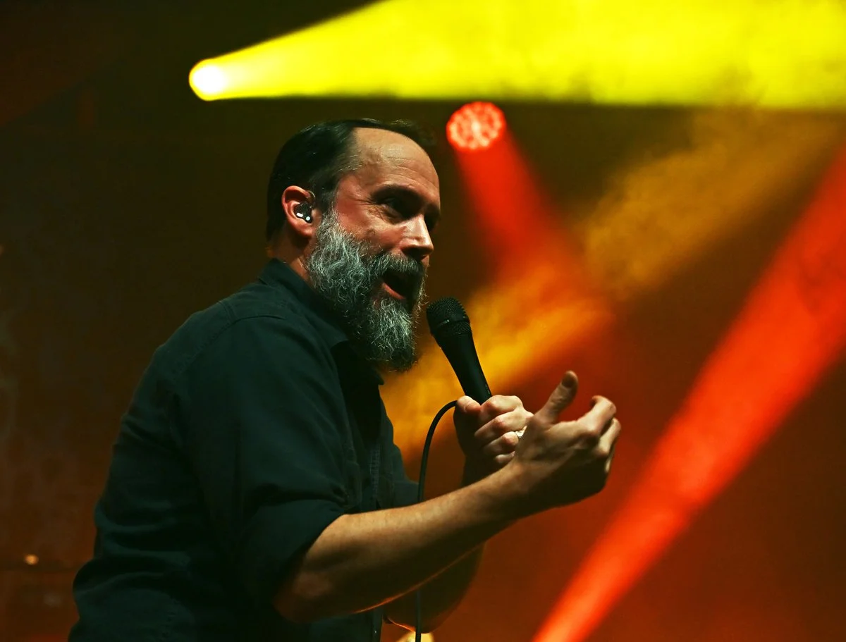 CLUTCH 06 @ TREV EALES.jpg