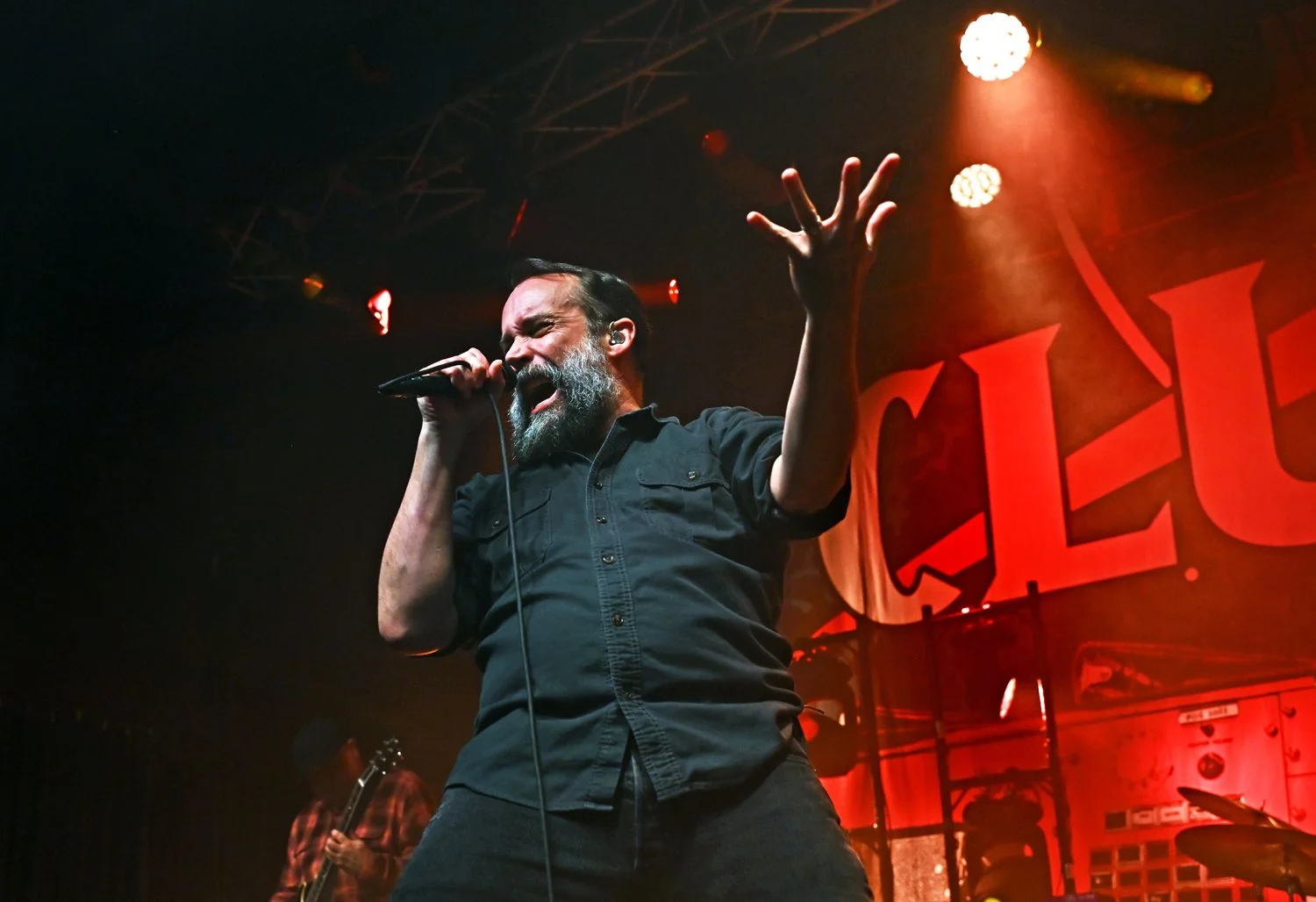 CLUTCH 16 @ TREV EALES.jpg