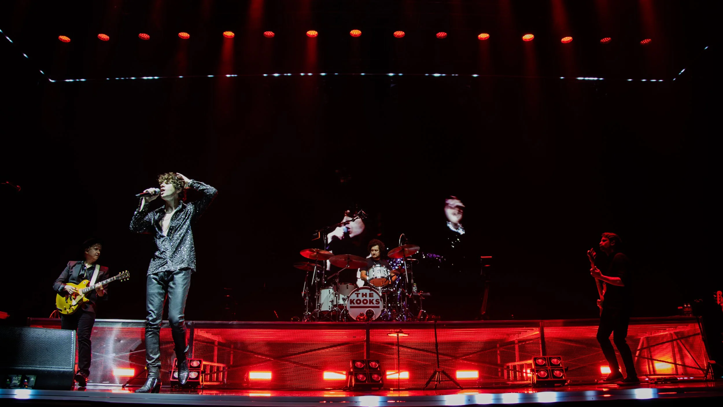 @snapsbyrogan-TheKooks25-CoopLive-07.jpg