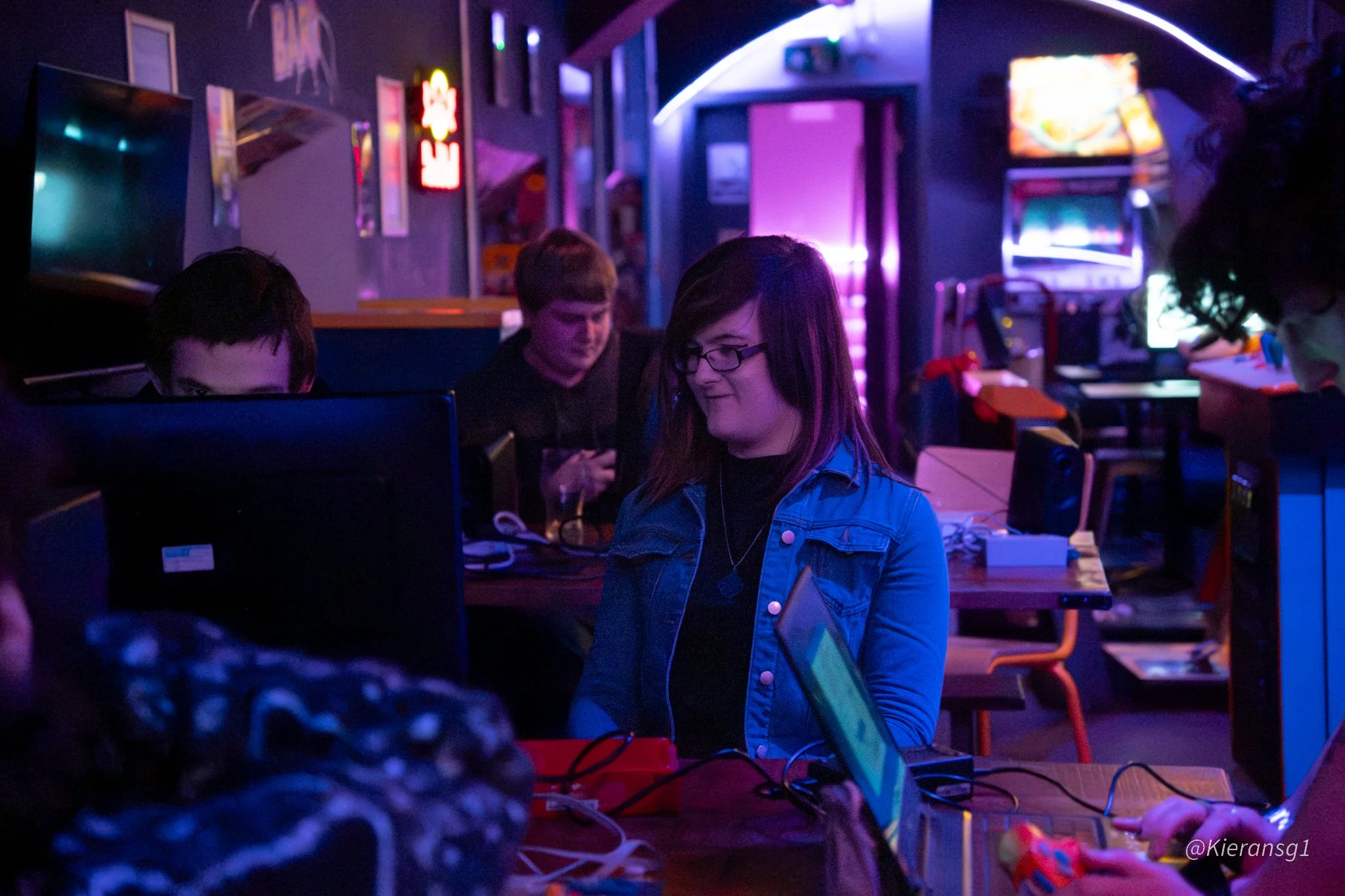 Redd's Black Market #2-22.jpg