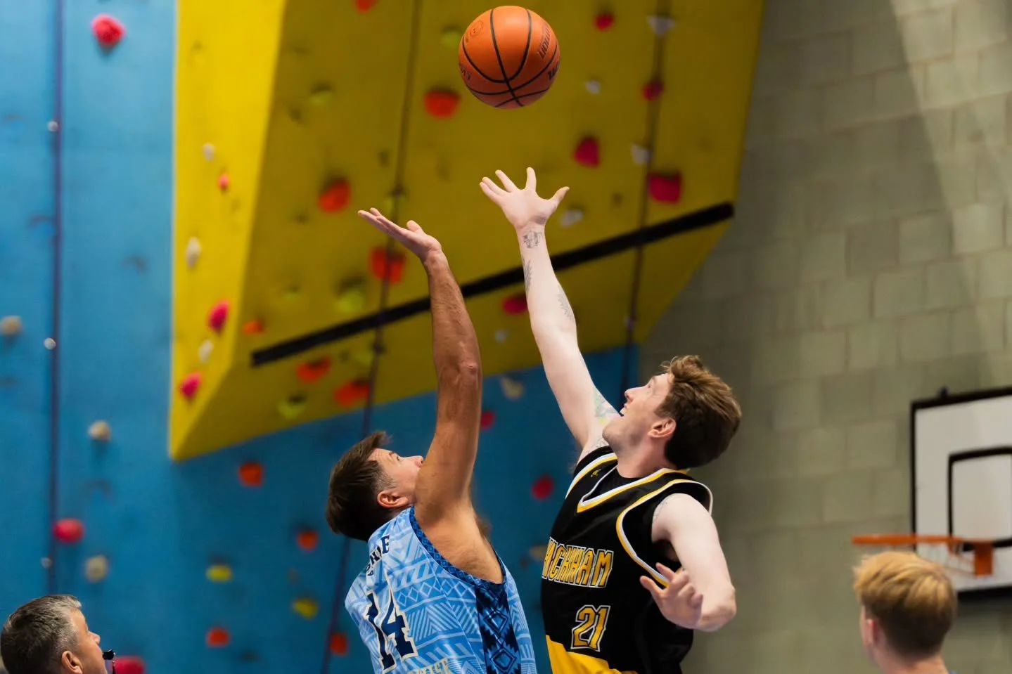 @southtynesidebasketballclub 2 vs Whickham Warriors
Full collection: https://www.kierangphotos.co.uk/basketball/south-tyneside-basketball-club-2-vs-whickham-warriors-20102025
#basketball #basketballphotography #sports #sportsphotography #sonya6400